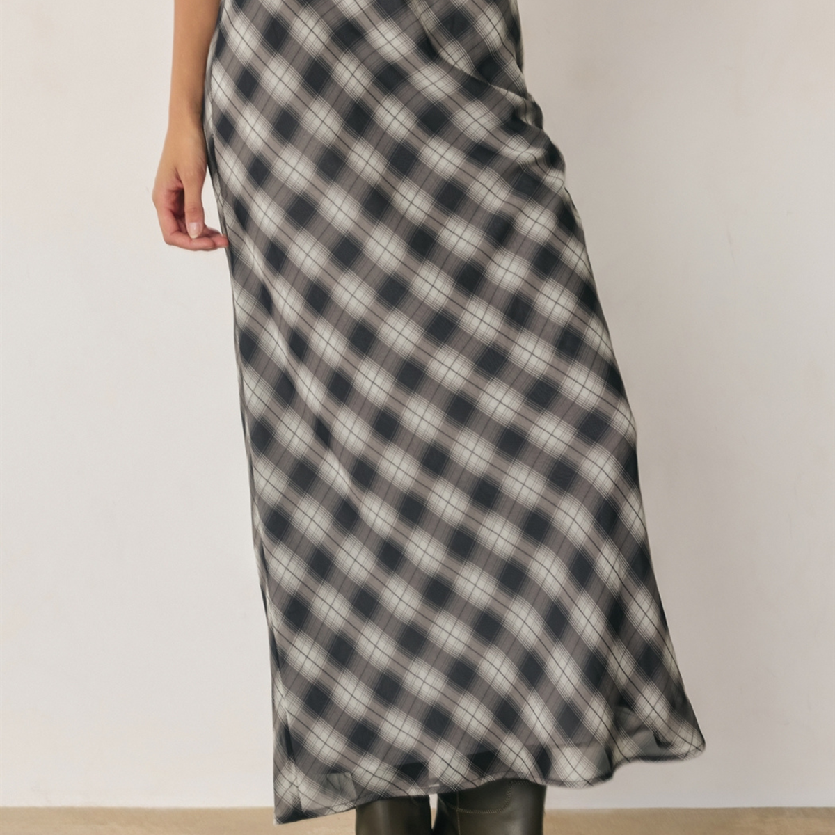 90Ss Babe Skirt