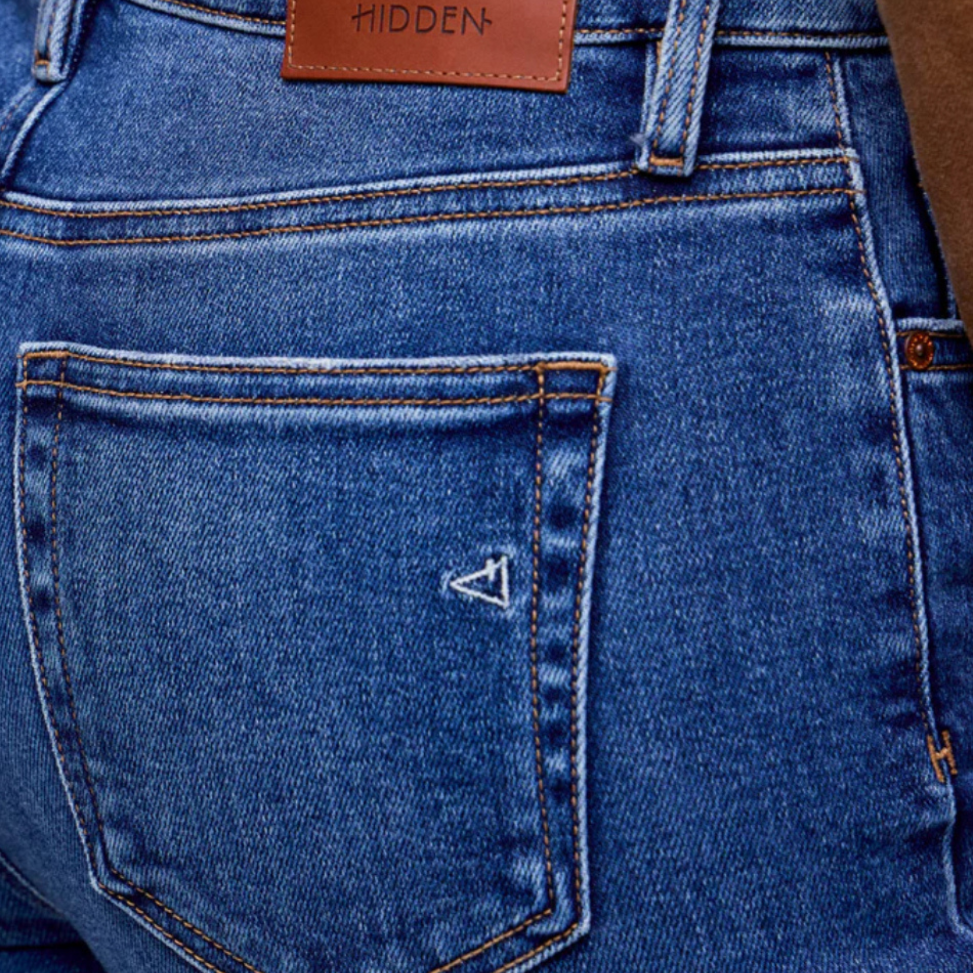 Ella High Rise Classic Jeans-Denim-Vixen Collection, Day Spa and Women's Boutique Located in Seattle, Washington