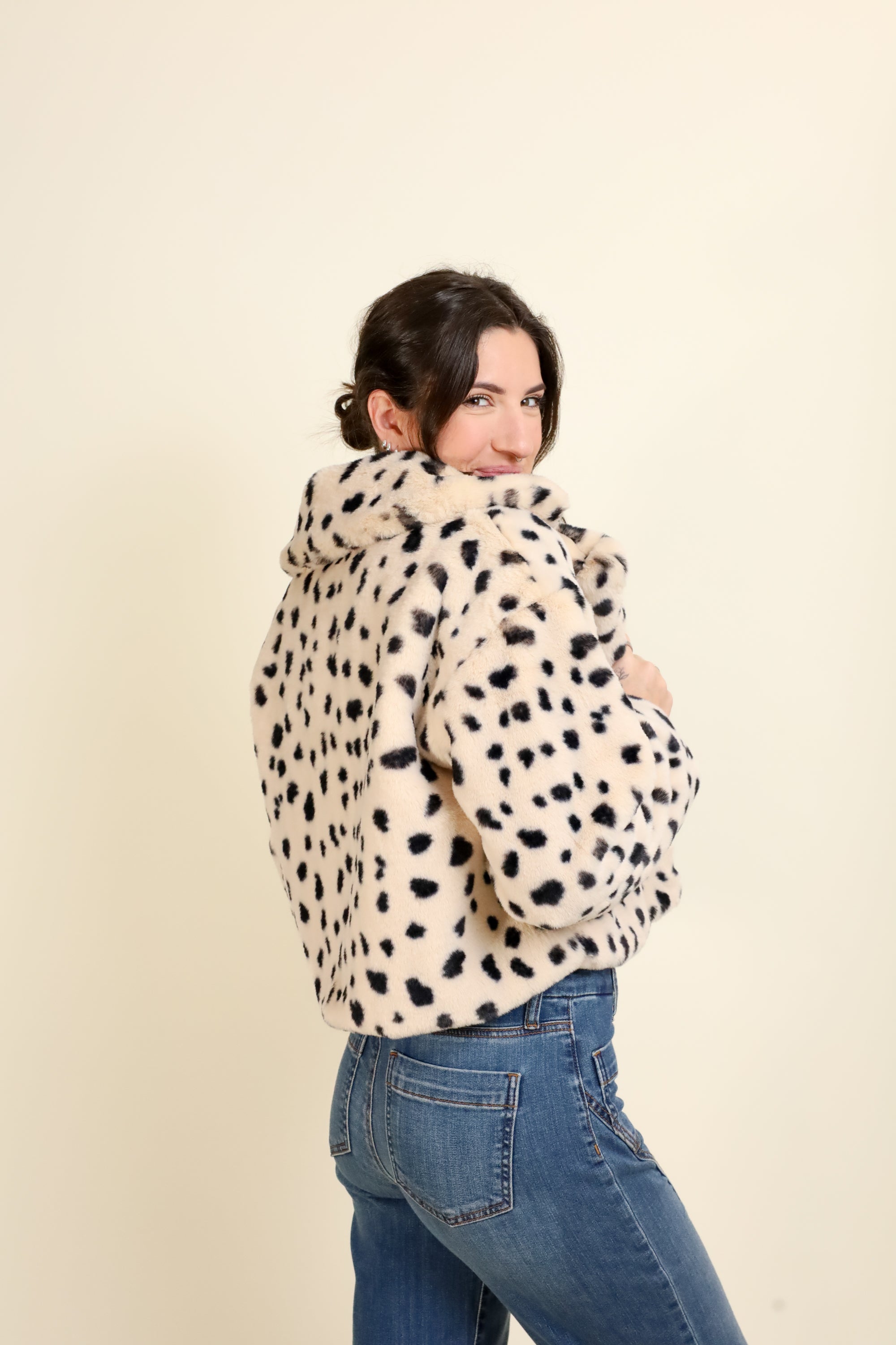 Jayley Faux Fur Animal Print Jacket-Outerwear-Vixen Collection, Day Spa and Women's Boutique Located in Seattle, Washington