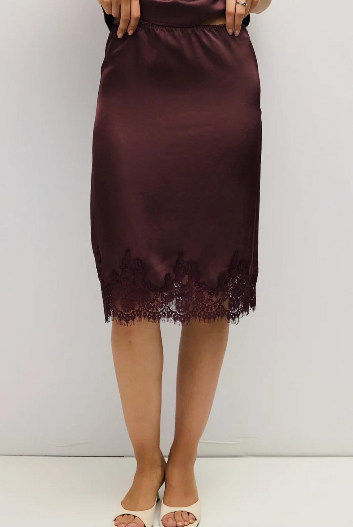 Mina Lace Skirt-Skirts-Vixen Collection, Day Spa and Women's Boutique Located in Seattle, Washington