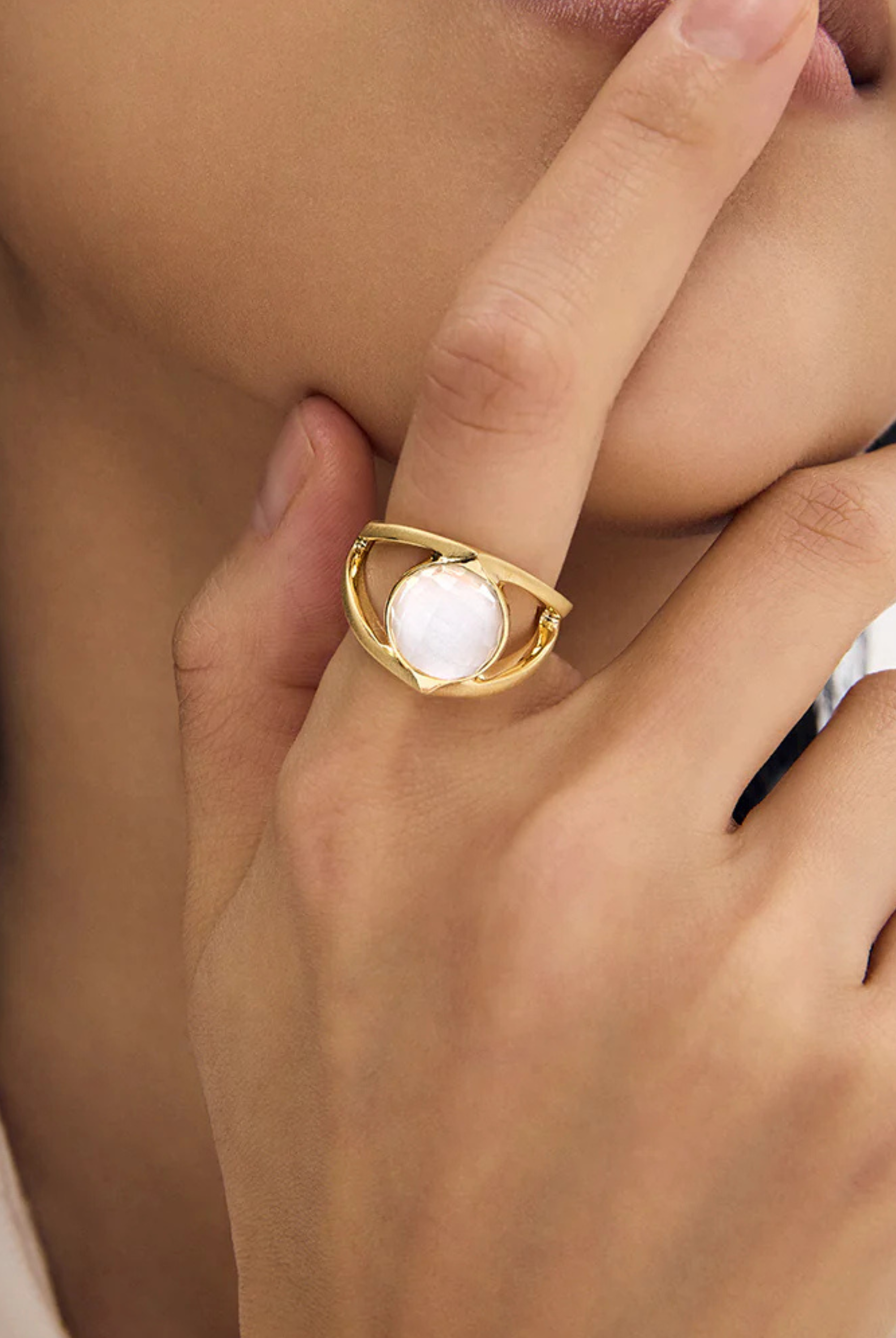 Mini Galleria Ring-Rings-Vixen Collection, Day Spa and Women's Boutique Located in Seattle, Washington