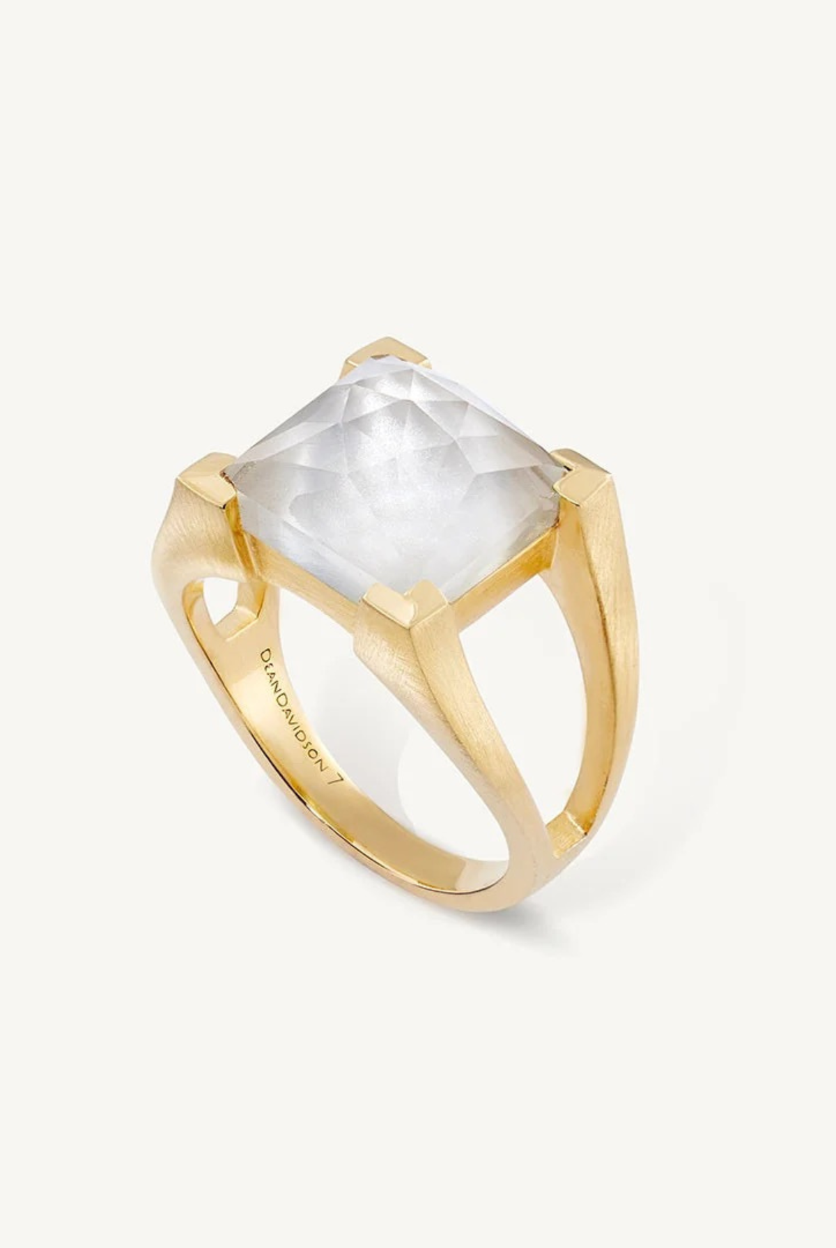 Mini Plaza Ring-Rings-Vixen Collection, Day Spa and Women's Boutique Located in Seattle, Washington