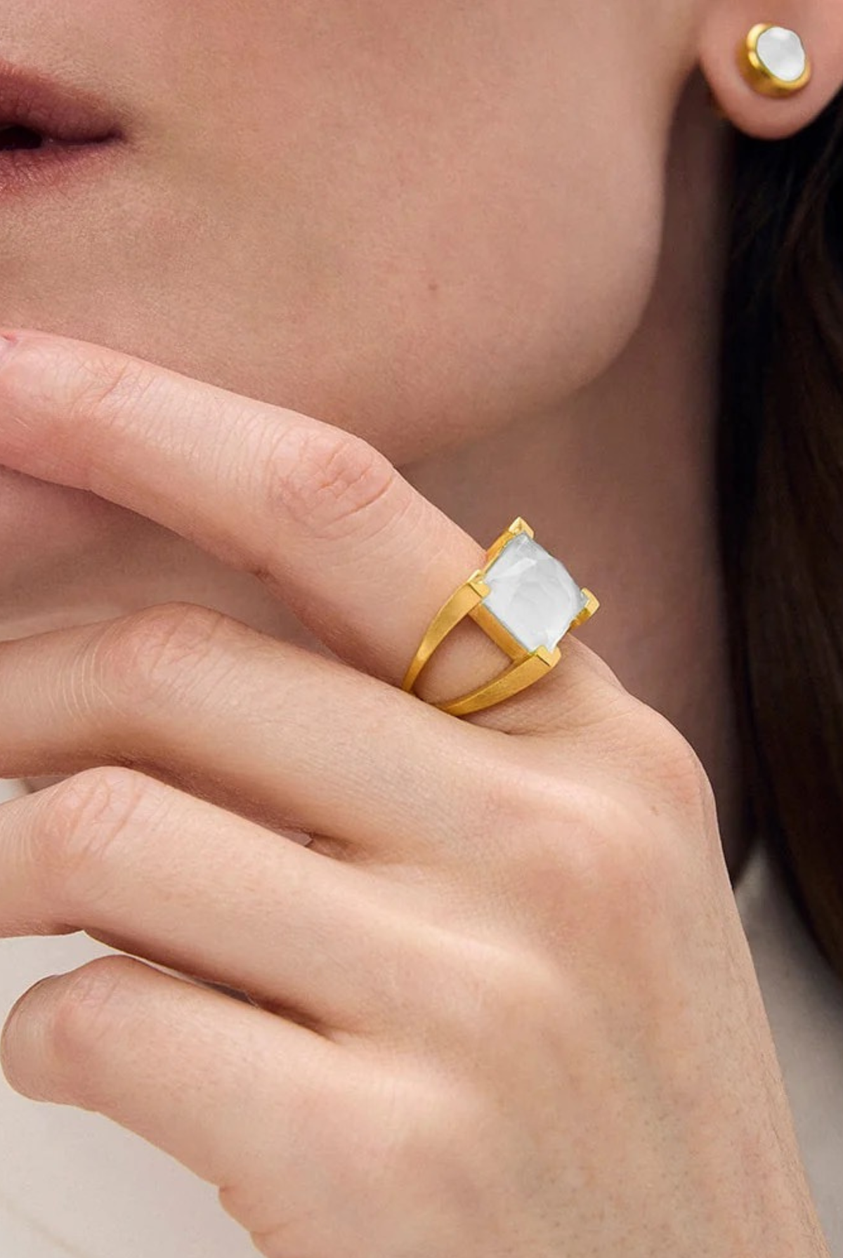 Mini Plaza Ring-Rings-Vixen Collection, Day Spa and Women's Boutique Located in Seattle, Washington
