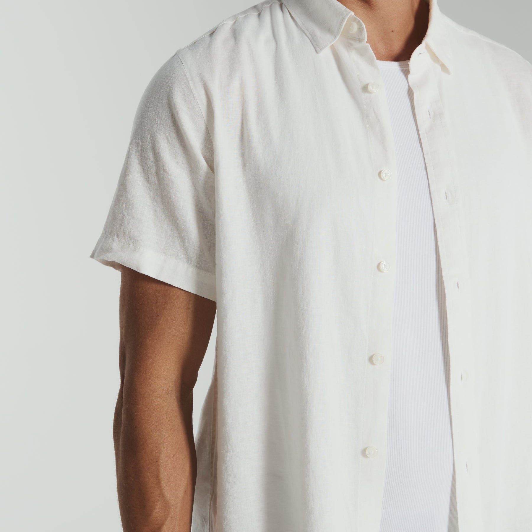 Oasis Short Sleeve Shirt-Men's Tops-Vixen Collection, Day Spa and Women's Boutique Located in Seattle, Washington