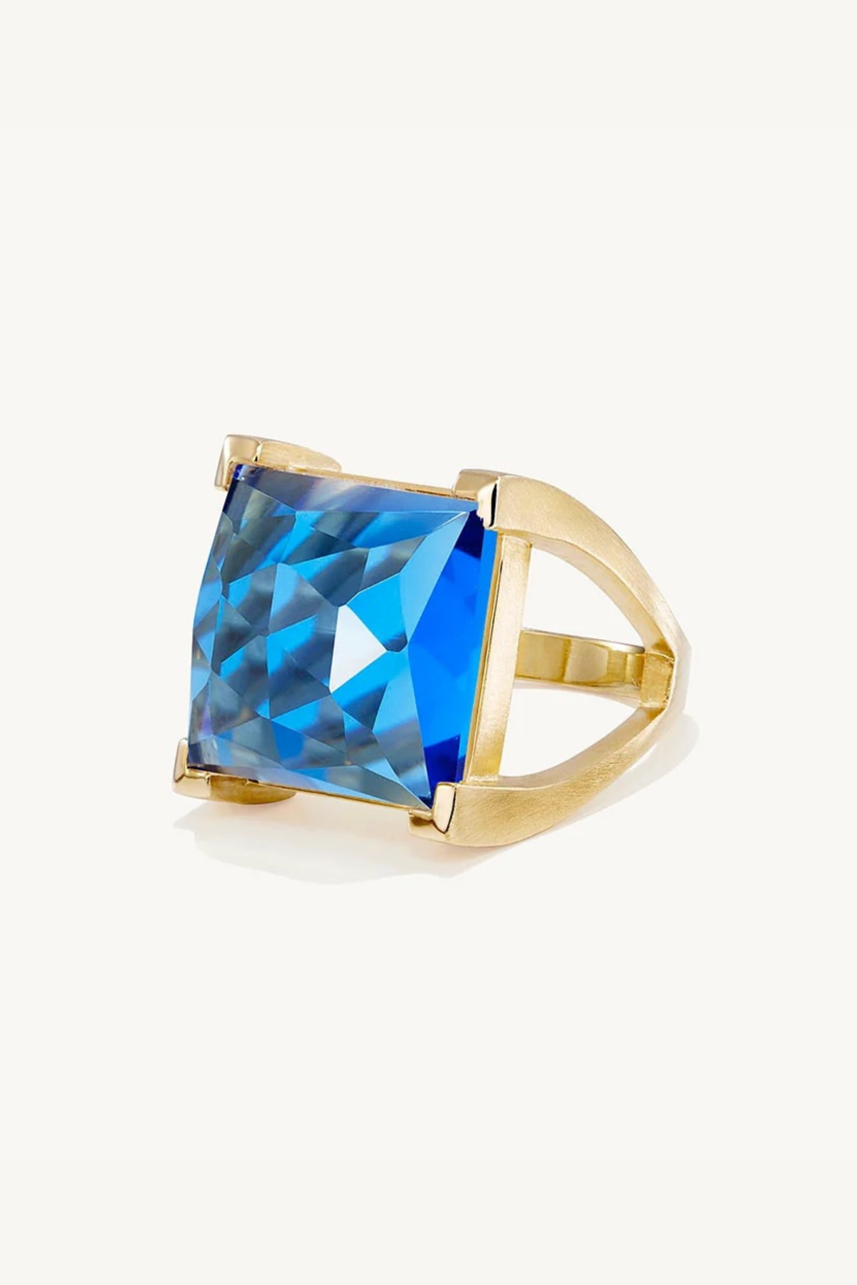 Plaza Ring-Rings-Vixen Collection, Day Spa and Women's Boutique Located in Seattle, Washington