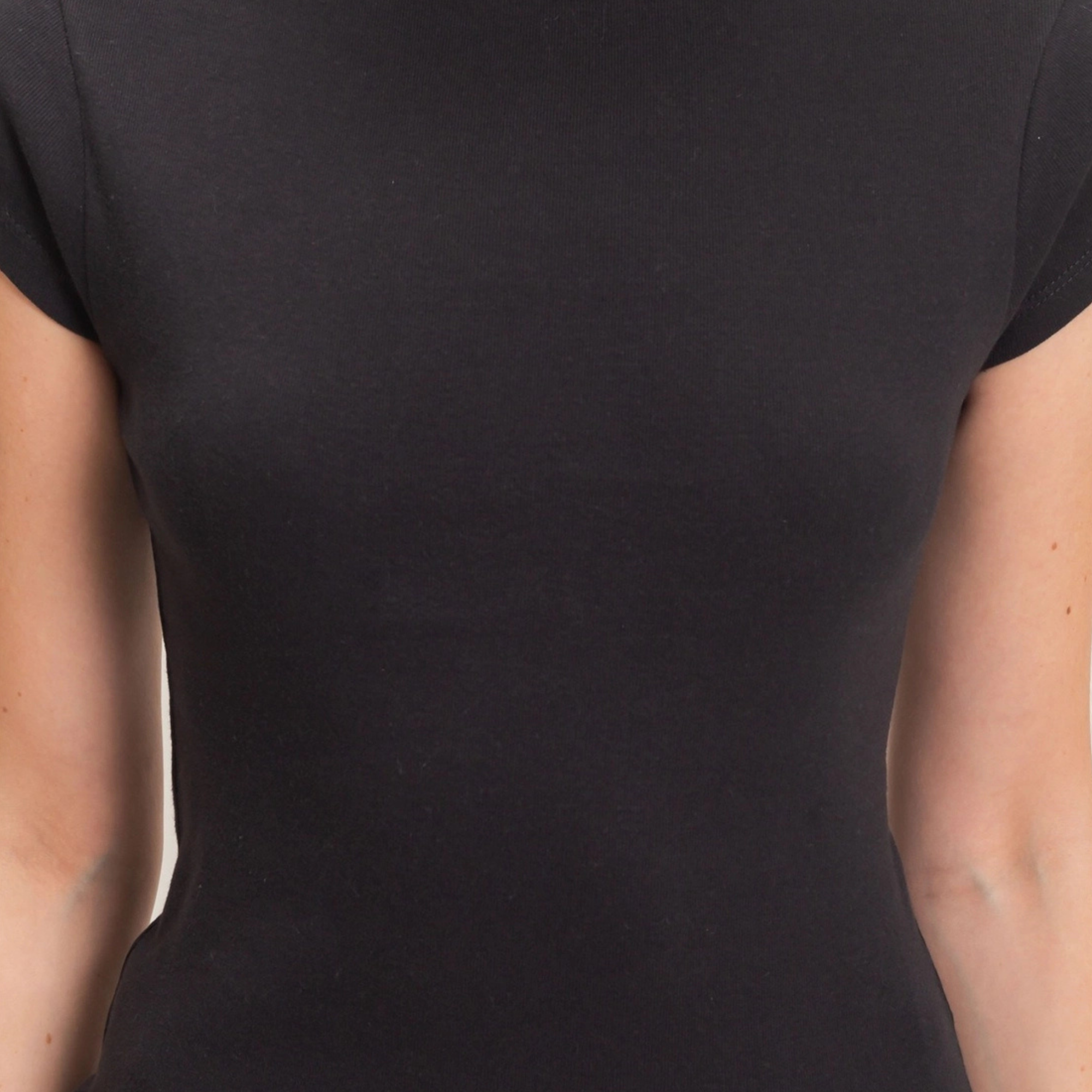 So Chic Top-Tops-Vixen Collection, Day Spa and Women's Boutique Located in Seattle, Washington