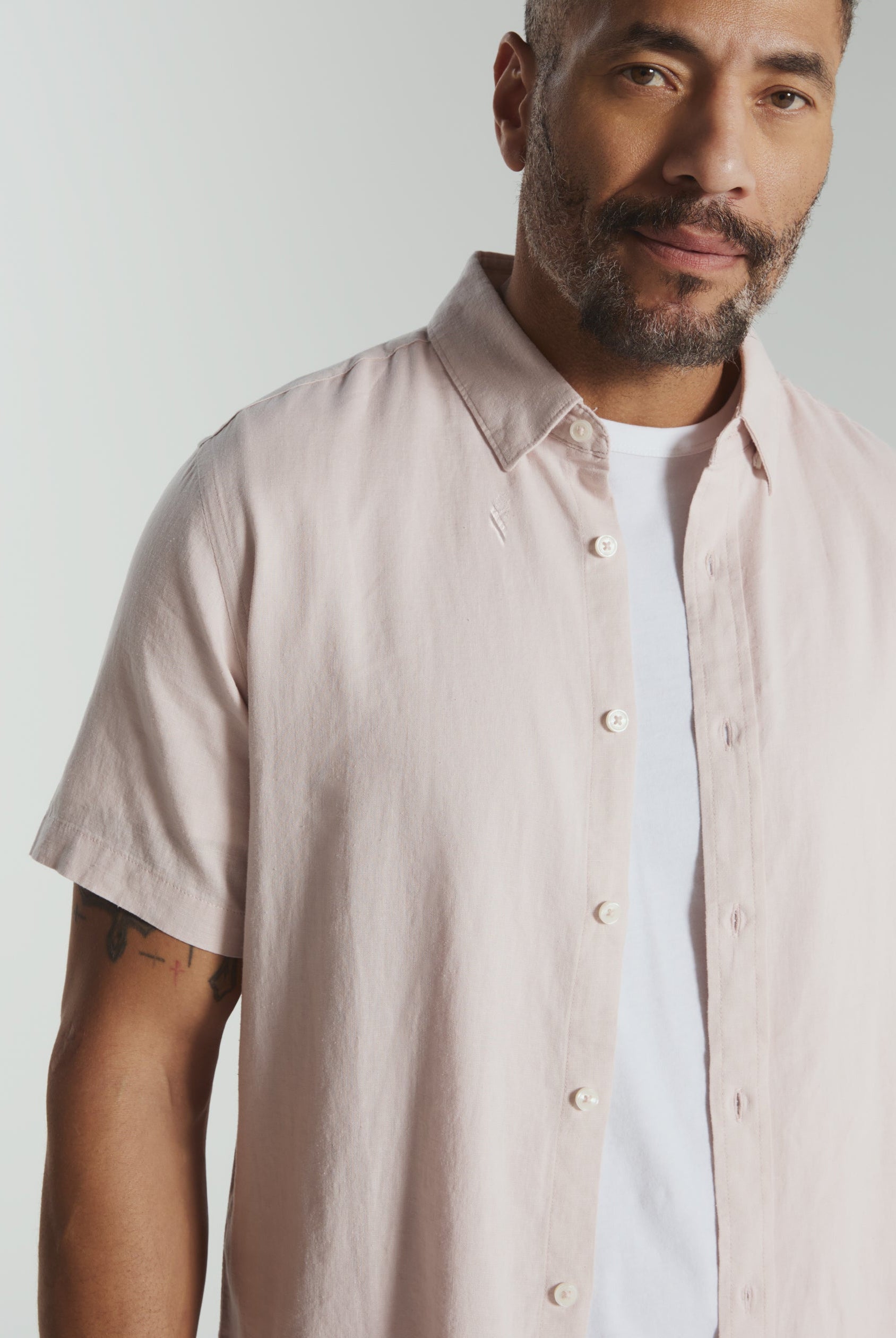 Oasis Short Sleeve Shirt-Men's Tops-Vixen Collection, Day Spa and Women's Boutique Located in Seattle, Washington