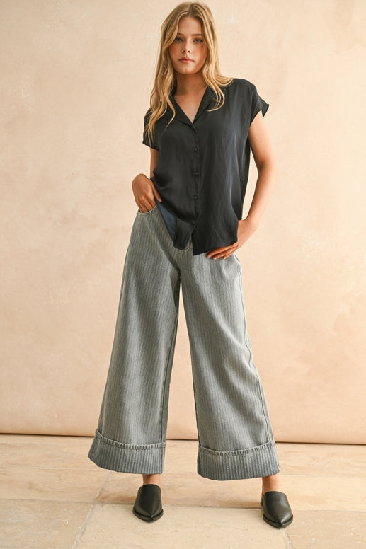 Seabreeze Button Down-Short Sleeves-Vixen Collection, Day Spa and Women's Boutique Located in Seattle, Washington