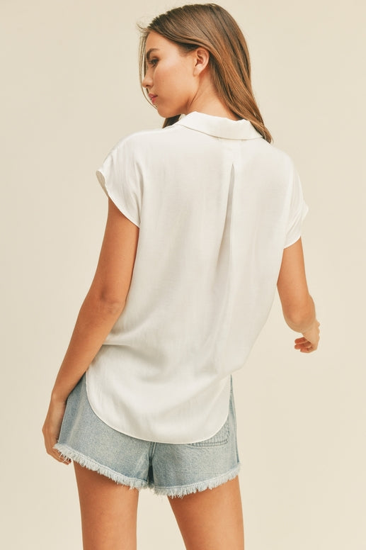 Seabreeze Button Down-Short Sleeves-Vixen Collection, Day Spa and Women's Boutique Located in Seattle, Washington