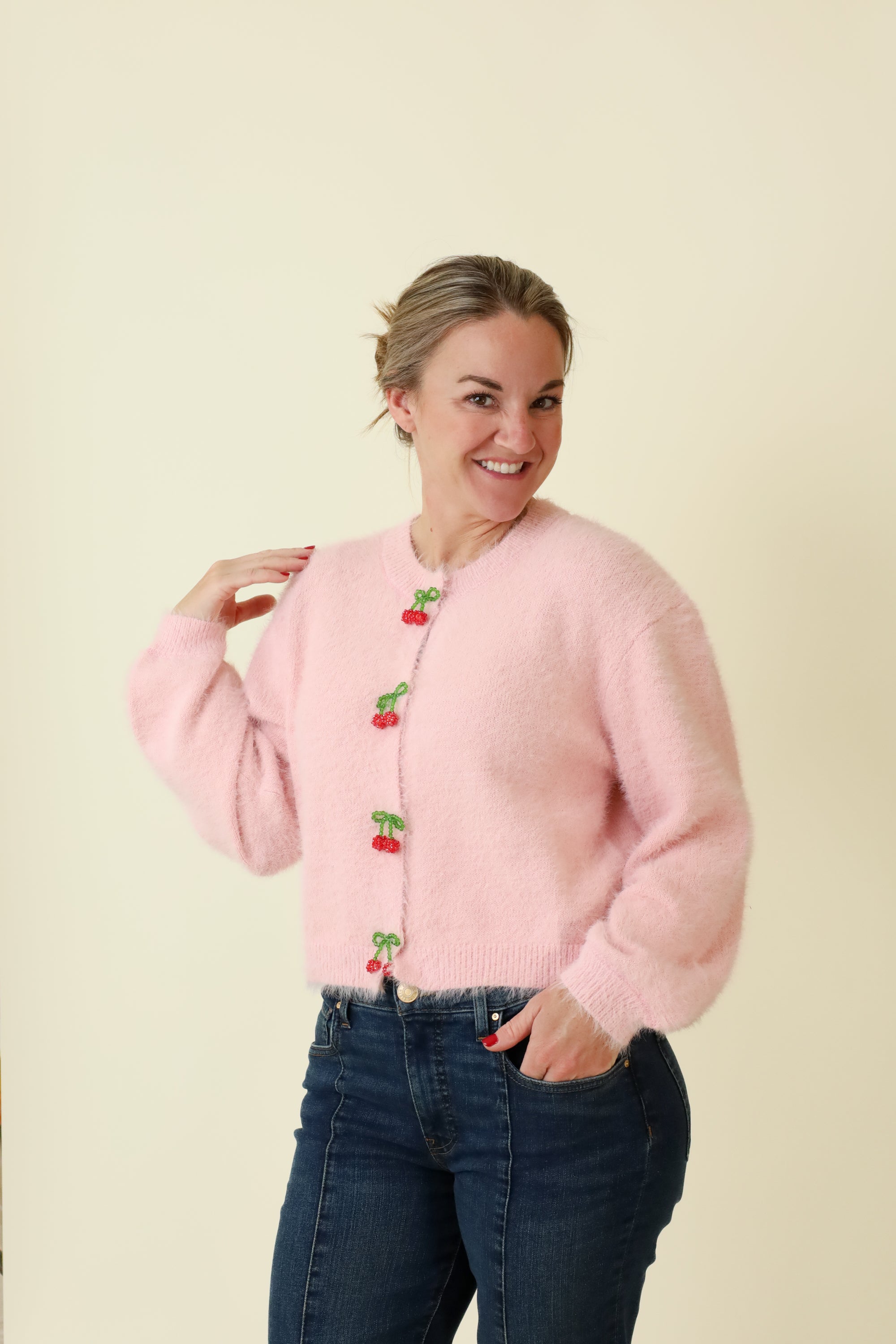 archivio ピンク ジップアップセーター Women's Pink Cherry Button Up Top | Vixen Collection