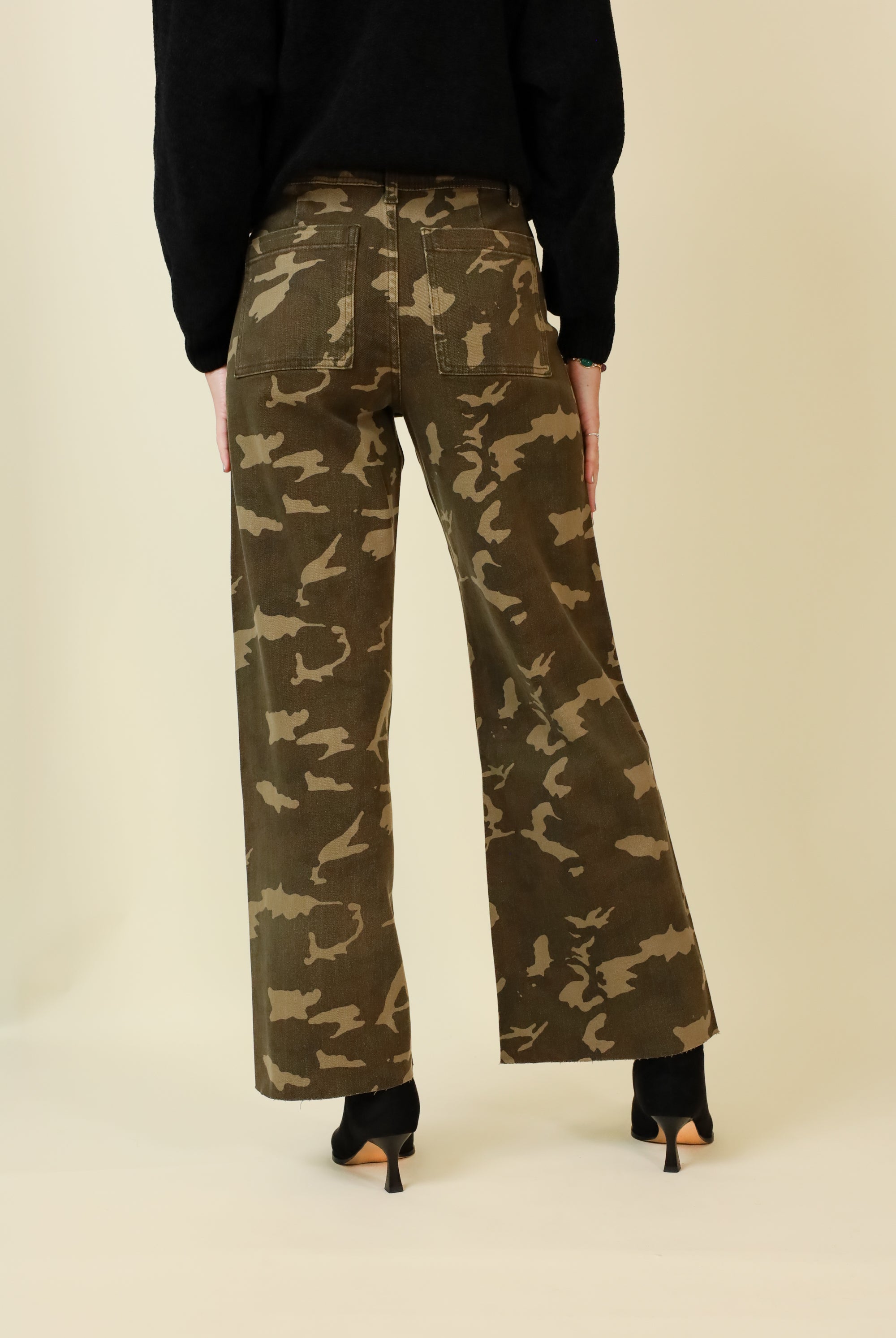 Tropicamo Muse Pants-Pants-Vixen Collection, Day Spa and Women's Boutique Located in Seattle, Washington