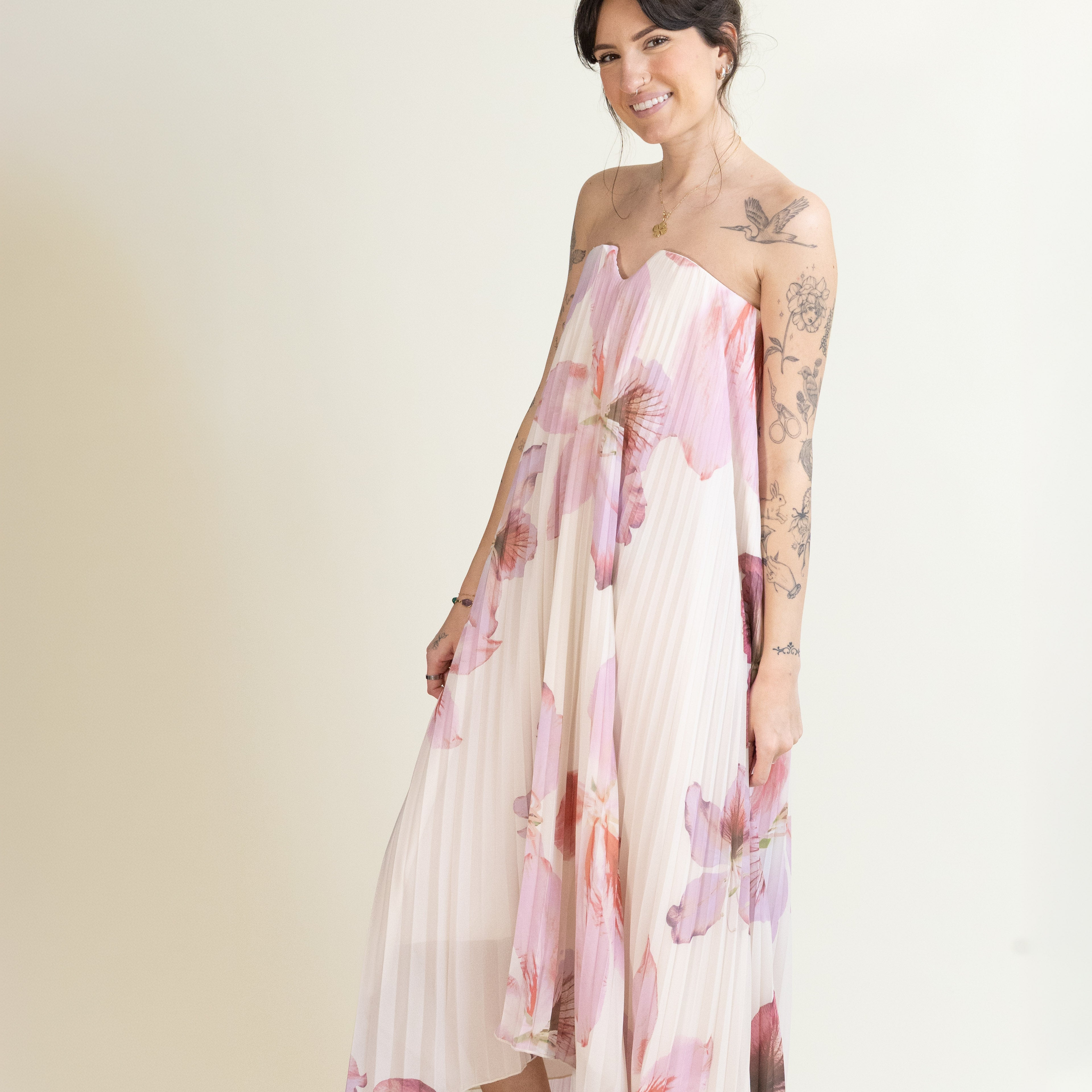 Laelia Whisper Maxi Dress-Dresses-Vixen Collection, Day Spa and Women's Boutique Located in Seattle, Washington