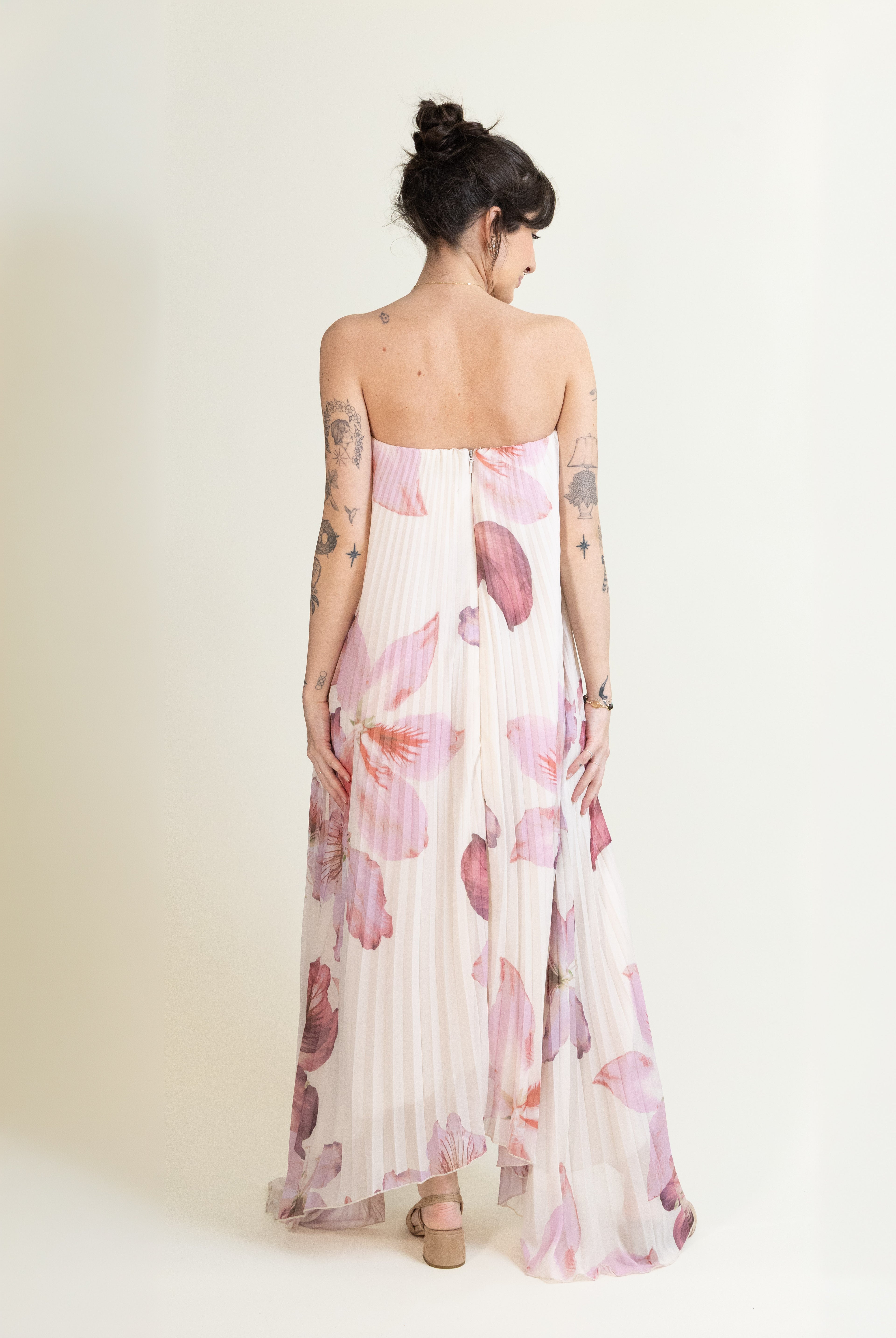 Laelia Whisper Maxi Dress-Dresses-Vixen Collection, Day Spa and Women's Boutique Located in Seattle, Washington