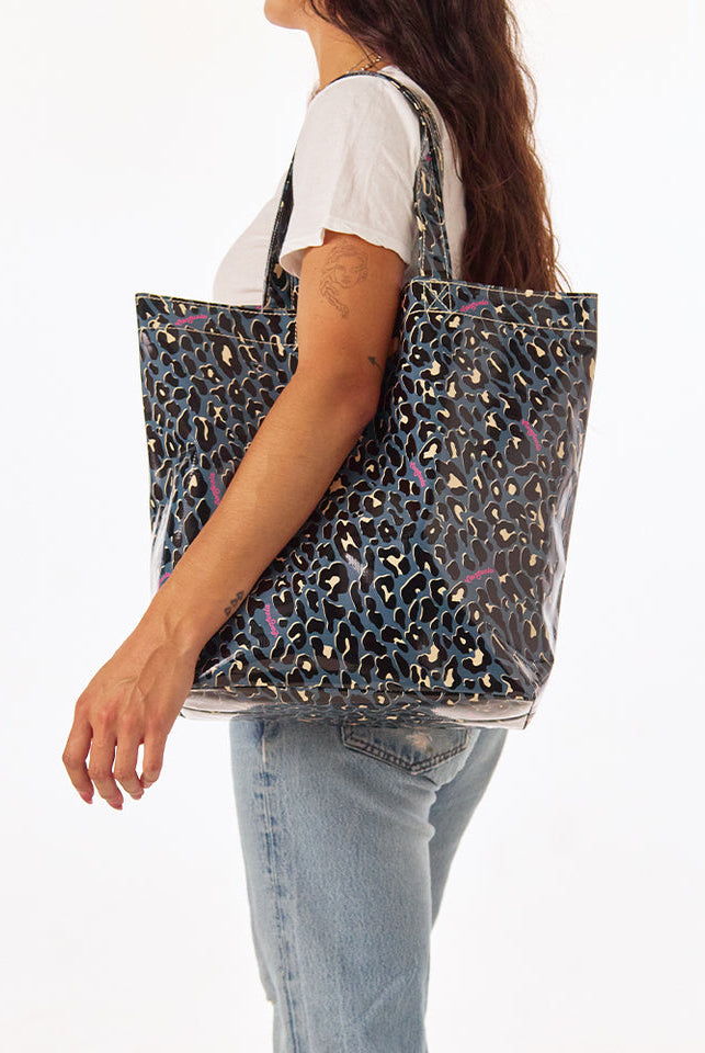 Danni Basic Bag-Bags + Wallets-Vixen Collection, Day Spa and Women's Boutique Located in Seattle, Washington
