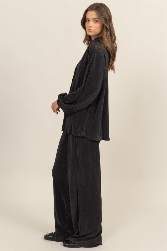 Dark Noir Two-Piece-Loungewear Set-Vixen Collection, Day Spa and Women's Boutique Located in Seattle, Washington