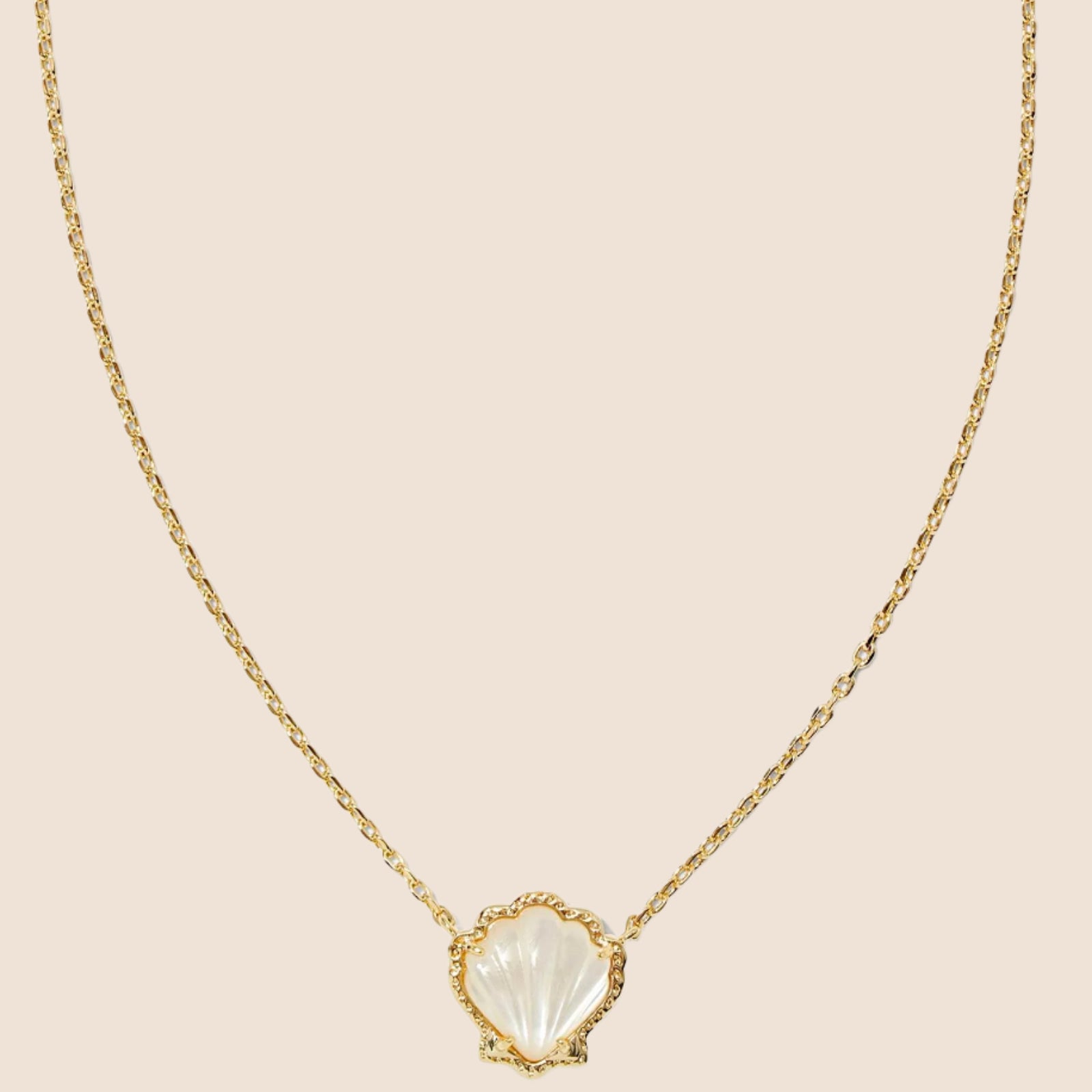 Brynne Shell Short Pendant Necklace-Necklaces-Vixen Collection, Day Spa and Women's Boutique Located in Seattle, Washington
