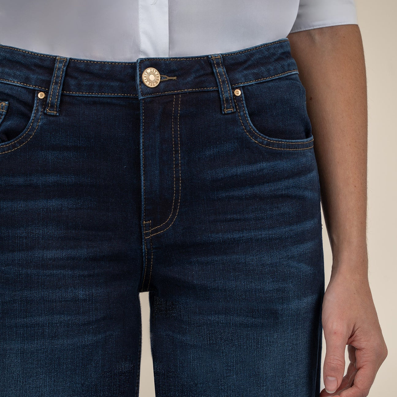 KUT High Rise Wide Leg Clean Hem-Denim-Vixen Collection, Day Spa and Women's Boutique Located in Seattle, Washington