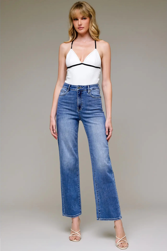 Hidden Tracey Clean Straight Leg-Denim-Vixen Collection, Day Spa and Women's Boutique Located in Seattle, Washington