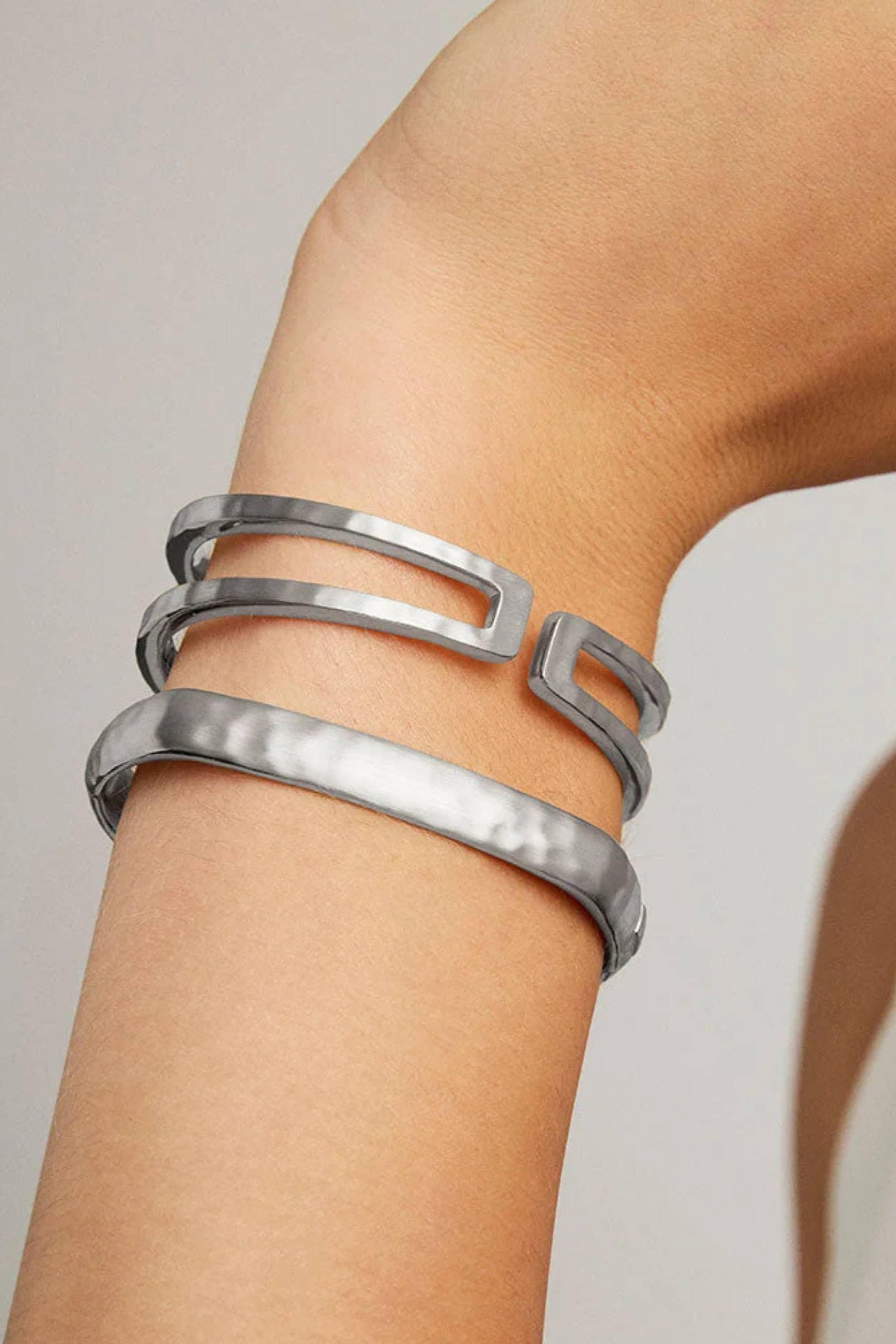 Mara Hinged Bangle-Bracelet-Vixen Collection, Day Spa and Women's Boutique Located in Seattle, Washington
