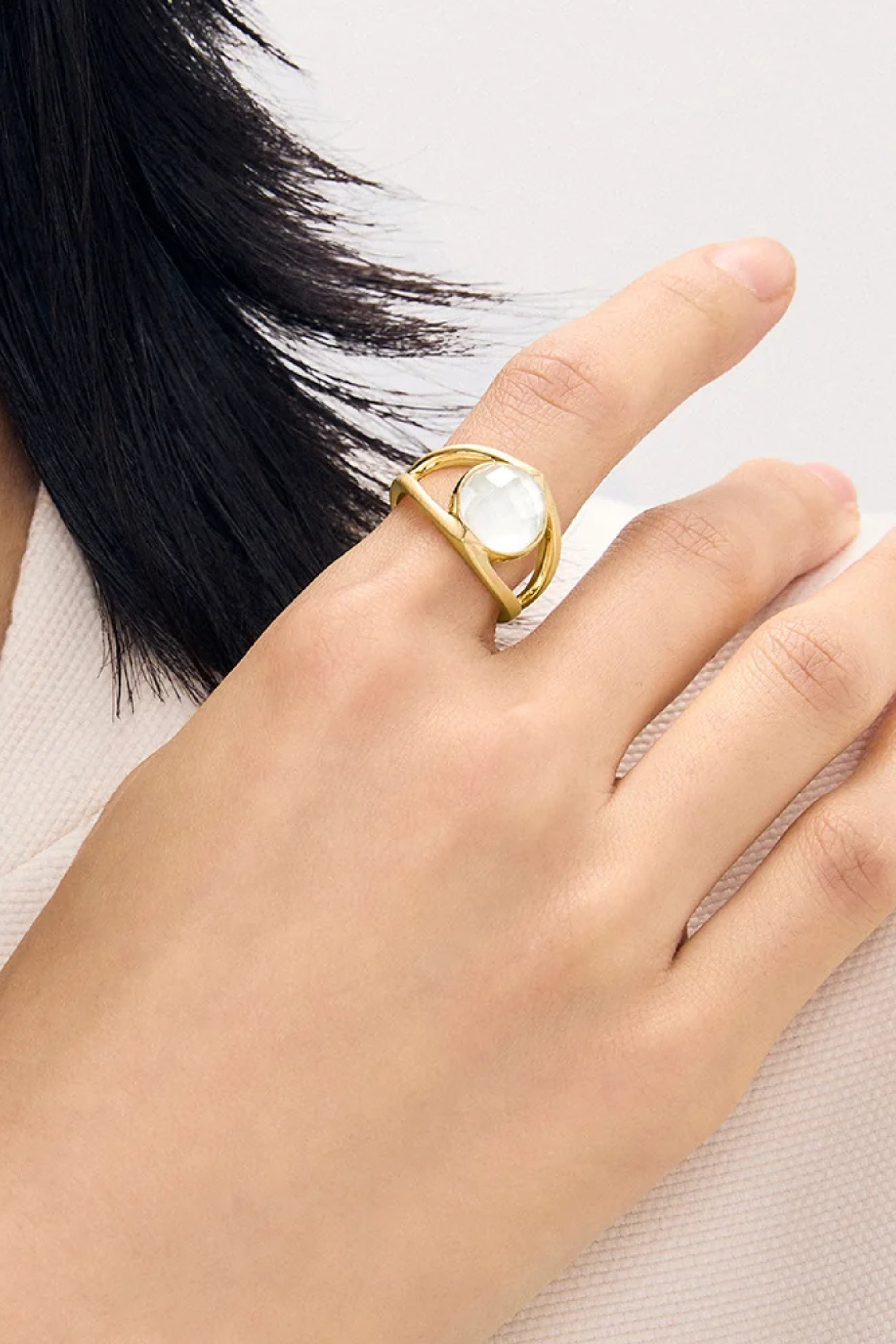 Mini Galleria Ring-Rings-Vixen Collection, Day Spa and Women's Boutique Located in Seattle, Washington