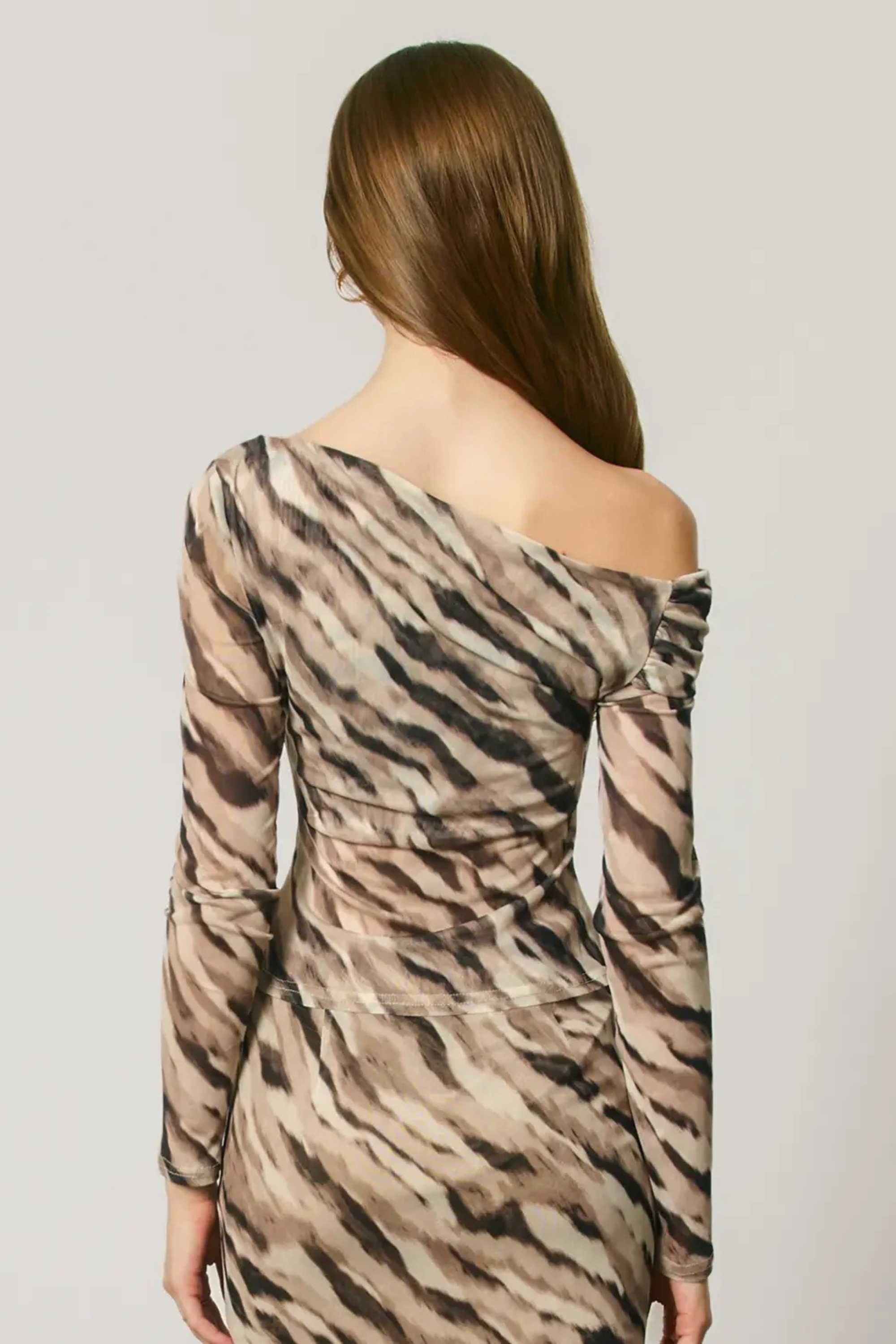 Skylah Top-Long Sleeves-Vixen Collection, Day Spa and Women's Boutique Located in Seattle, Washington