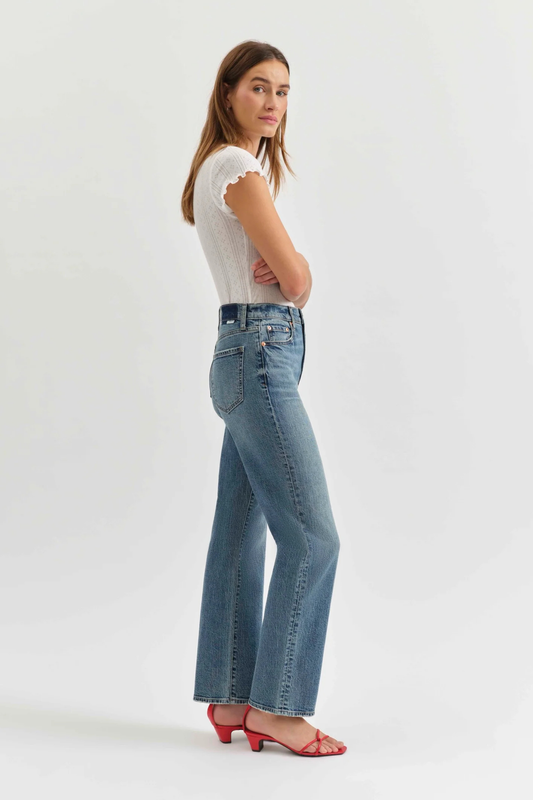 Sundaze High Rise Straight Leg-Denim-Vixen Collection, Day Spa and Women's Boutique Located in Seattle, Washington