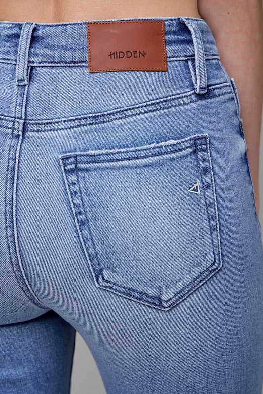 Medium Wash Clean Stretch Cropped Straight-Bottoms-Vixen Collection, Day Spa and Women's Boutique Located in Seattle, Washington