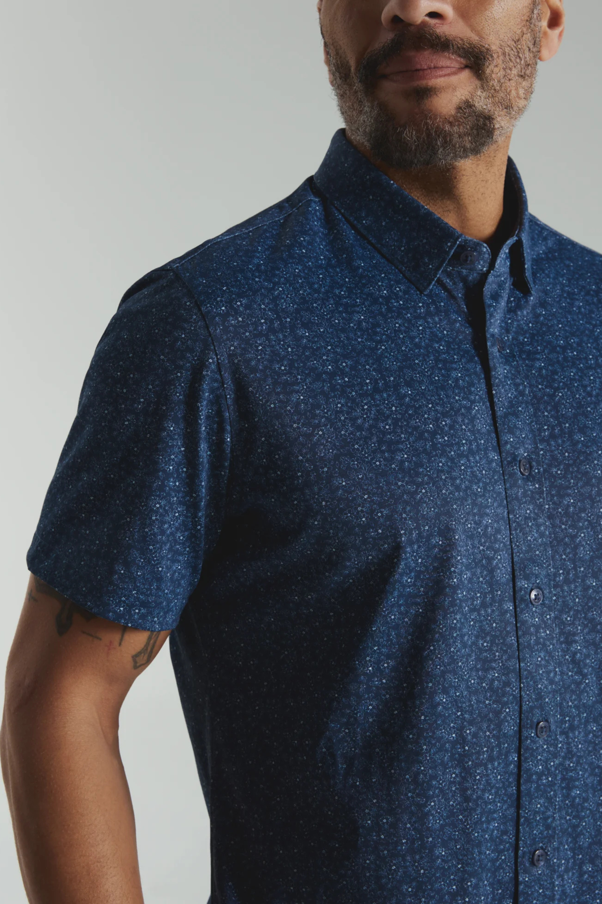 Velora Short Sleeve-Men's Tops-Vixen Collection, Day Spa and Women's Boutique Located in Seattle, Washington