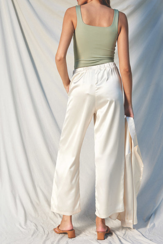 Mother of Pearl Set-Pants-Vixen Collection, Day Spa and Women's Boutique Located in Seattle, Washington