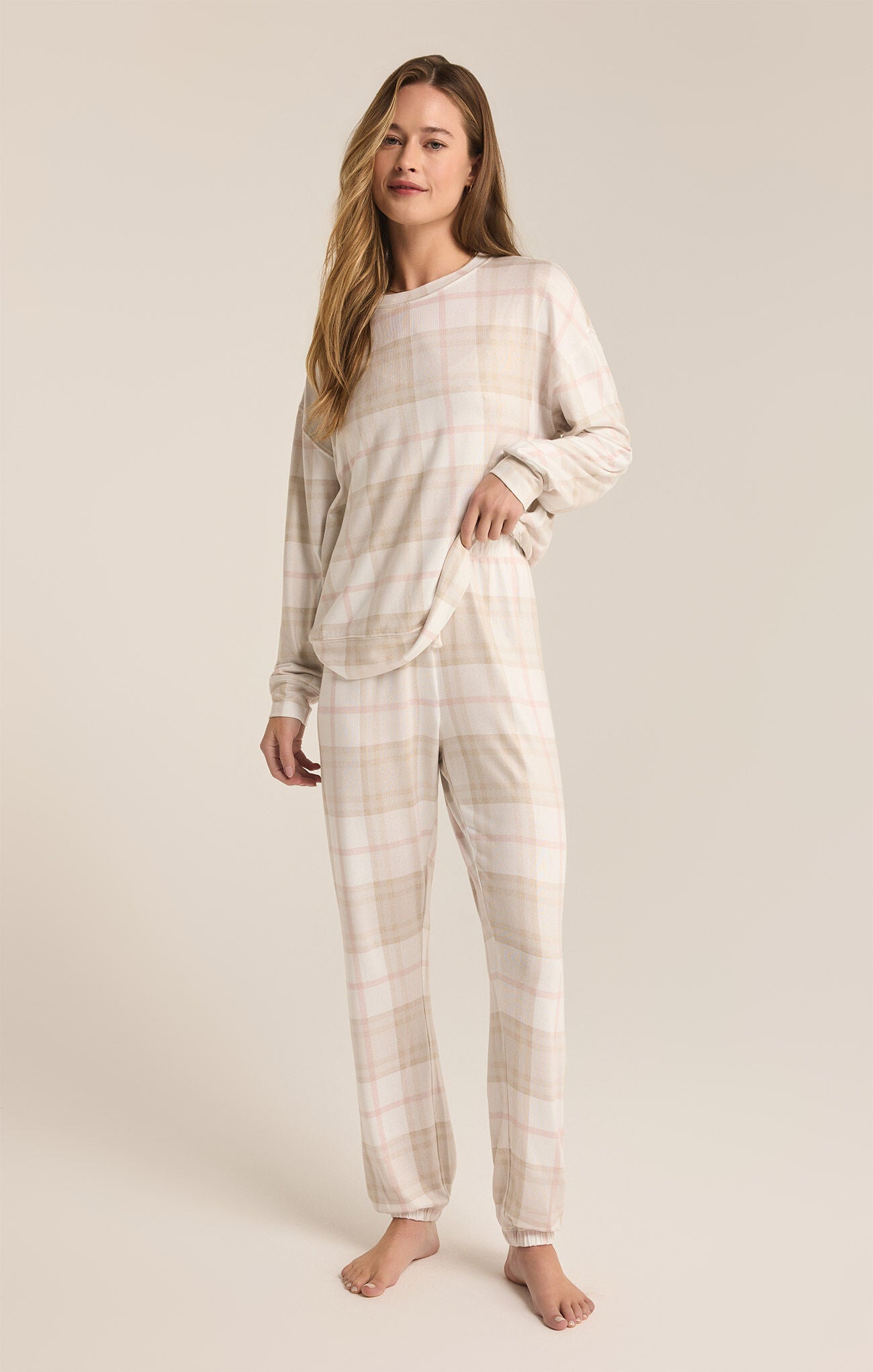 Cozy Plaid Set-Loungewear Set-Vixen Collection, Day Spa and Women's Boutique Located in Seattle, Washington