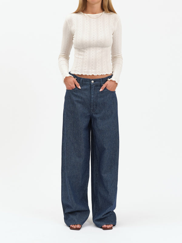 Highland Adjustable Extreme Baggy Jeans-Denim-Vixen Collection, Day Spa and Women's Boutique Located in Seattle, Washington