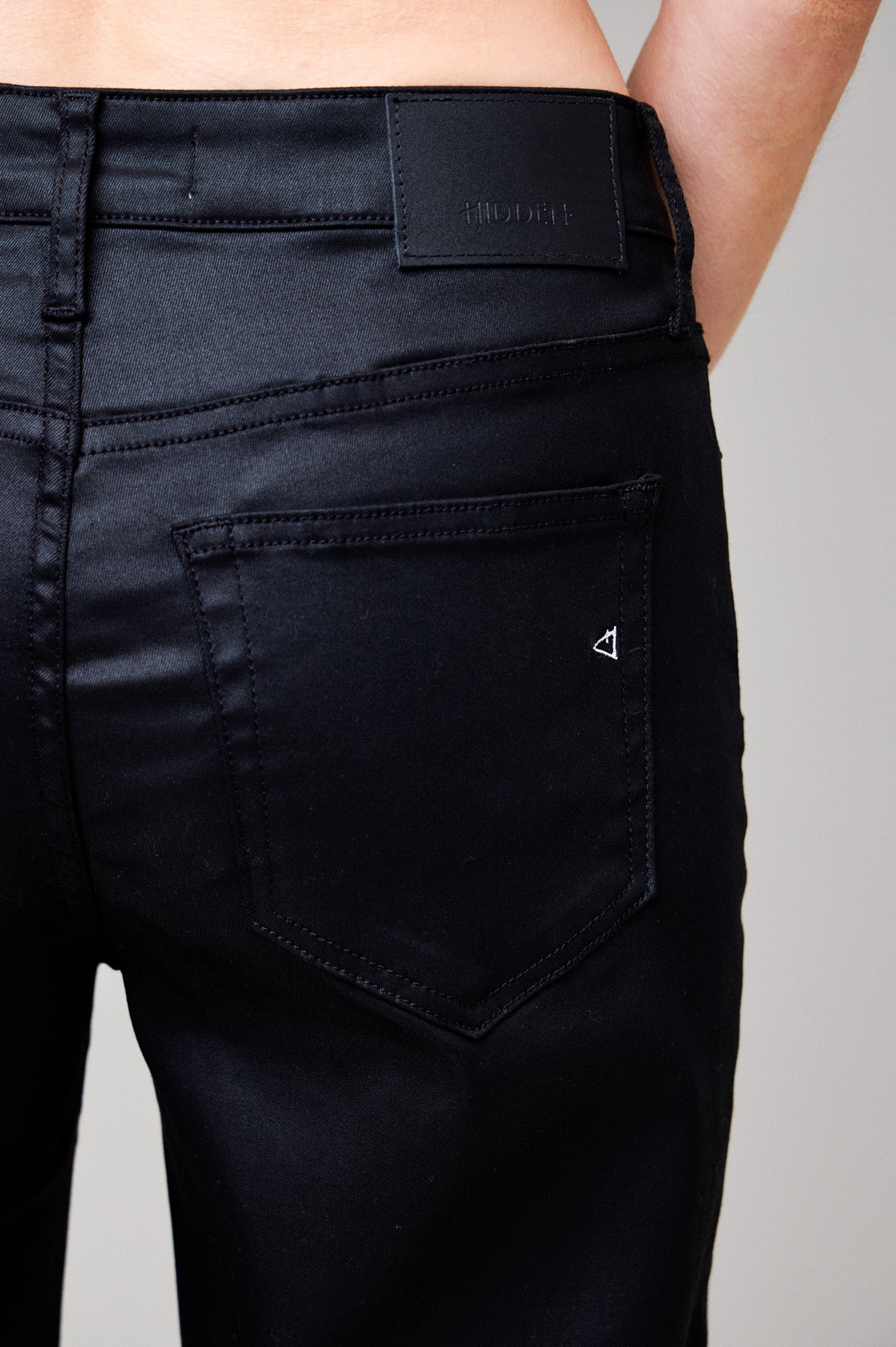 Hidden Tracey High Rise Straight Leg Jeans-Pants-Vixen Collection, Day Spa and Women's Boutique Located in Seattle, Washington