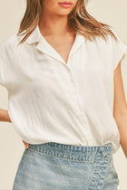 Seabreeze Button Down-Short Sleeves-Vixen Collection, Day Spa and Women's Boutique Located in Seattle, Washington