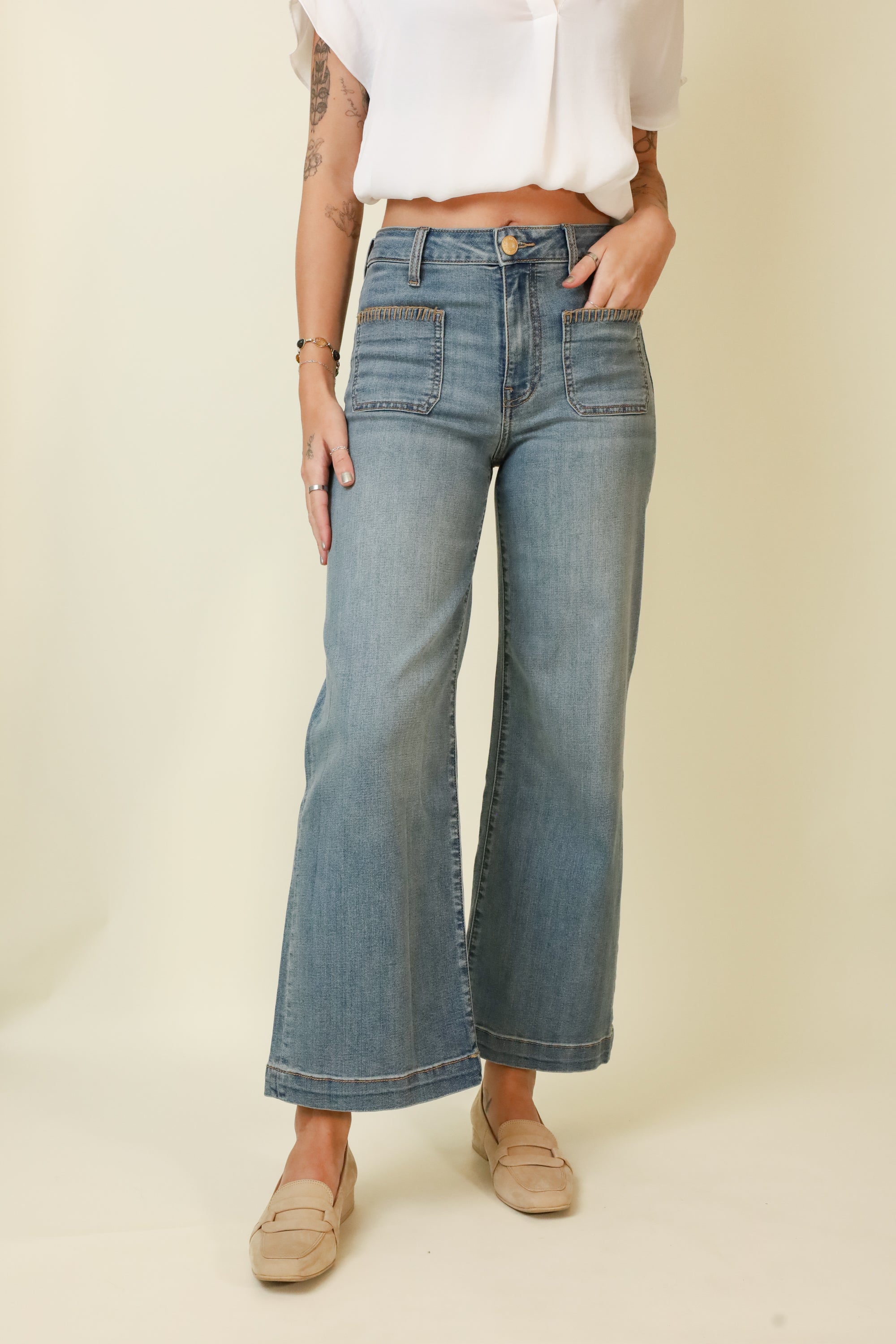KUT Meg High Rise Wide Leg Patch Pockets Jeans-Denim-Vixen Collection, Day Spa and Women's Boutique Located in Seattle, Washington