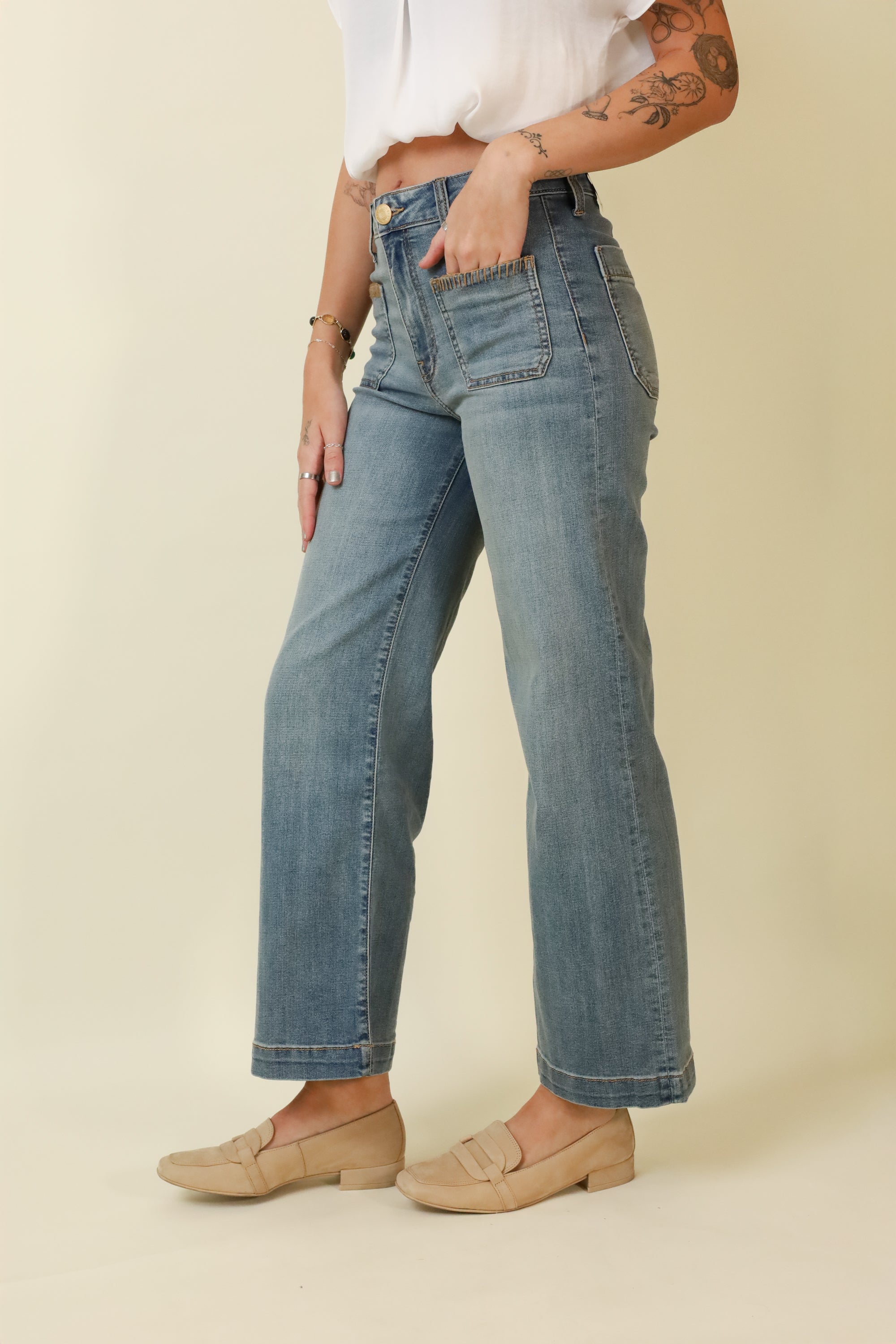 KUT Meg High Rise Wide Leg Patch Pockets Jeans-Denim-Vixen Collection, Day Spa and Women's Boutique Located in Seattle, Washington