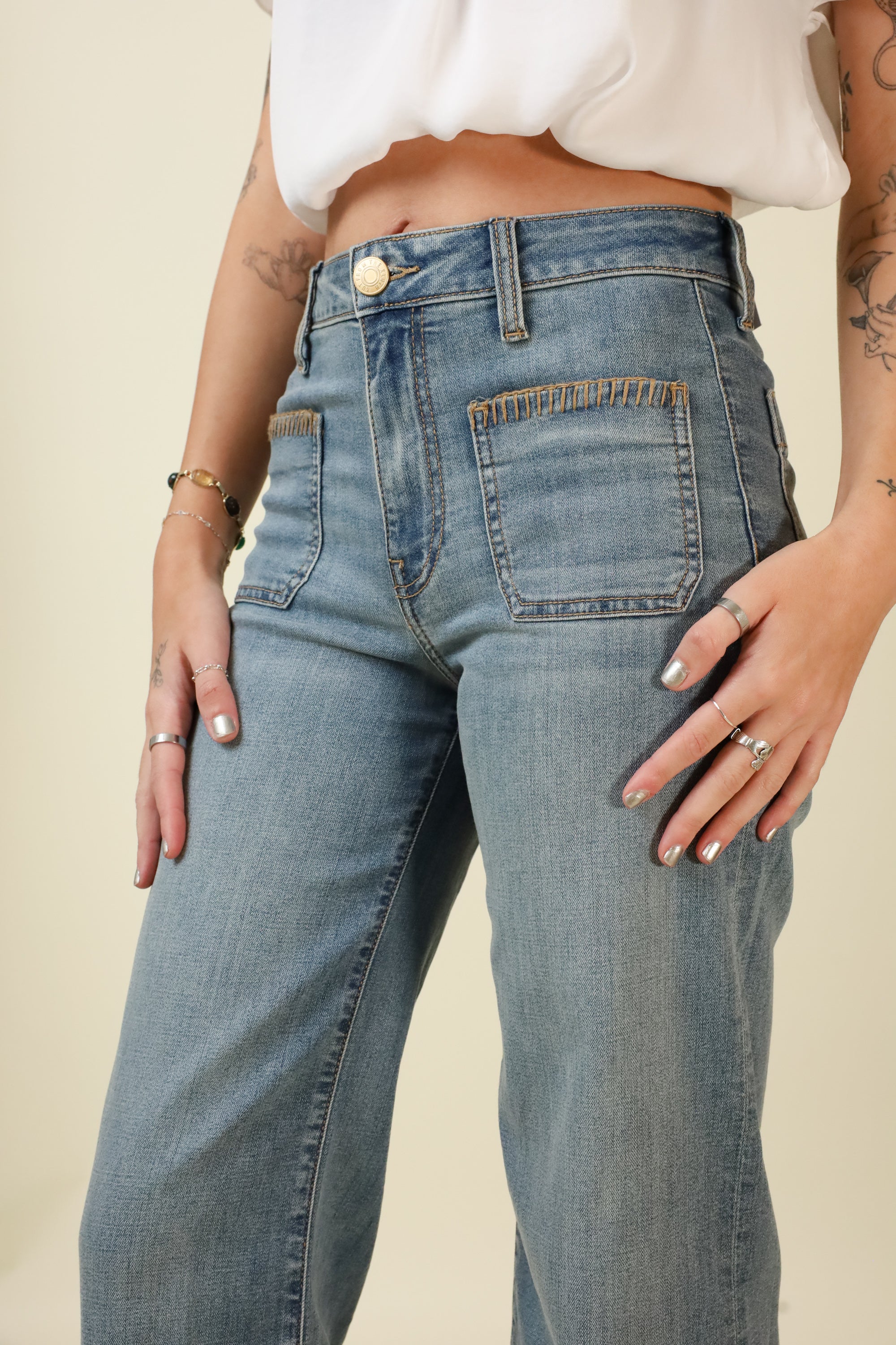 KUT Meg High Rise Wide Leg Patch Pockets Jeans-Denim-Vixen Collection, Day Spa and Women's Boutique Located in Seattle, Washington