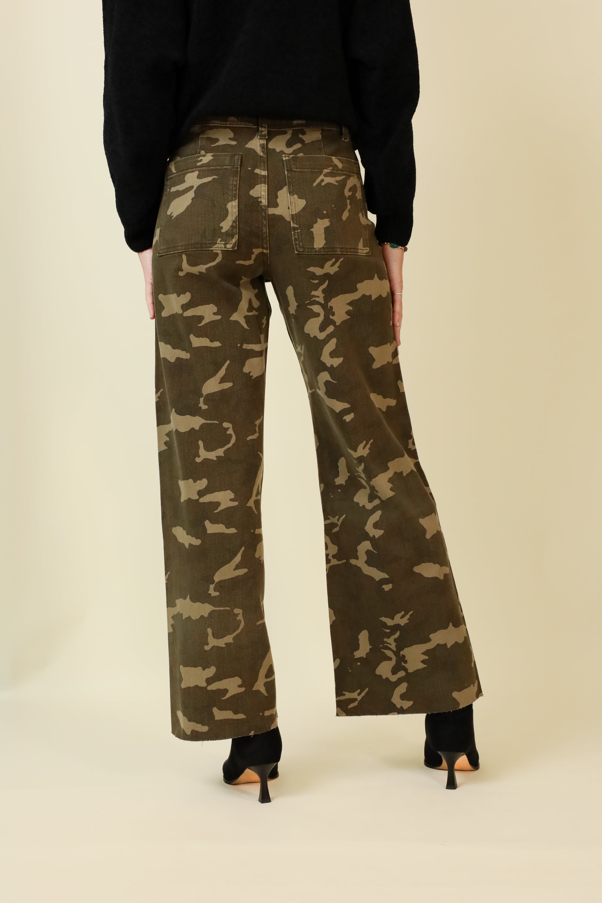 Women's Camo Wide Leg Pants | Vixen Collection
