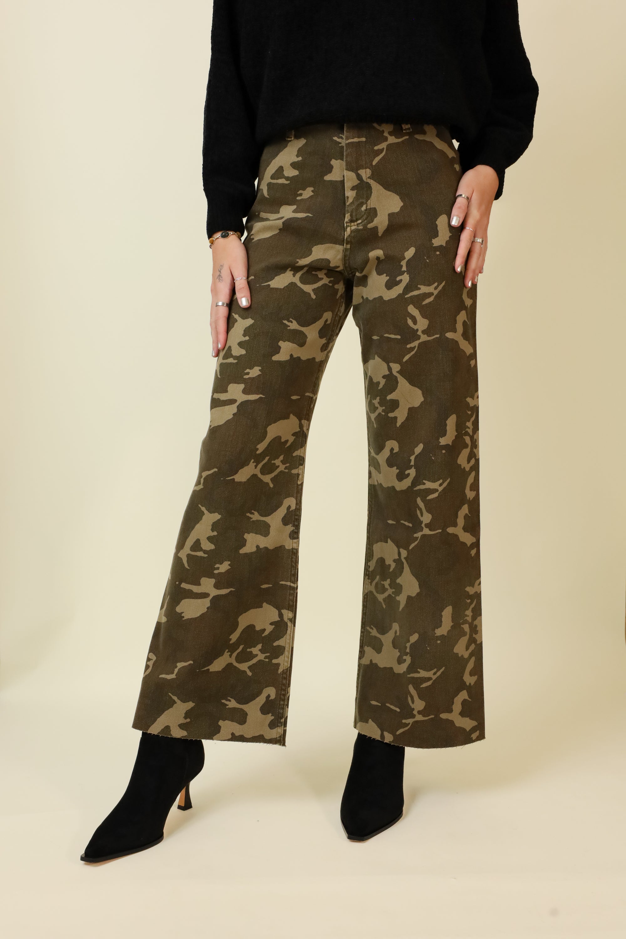 Women's Camo Wide Leg Pants | Vixen Collection