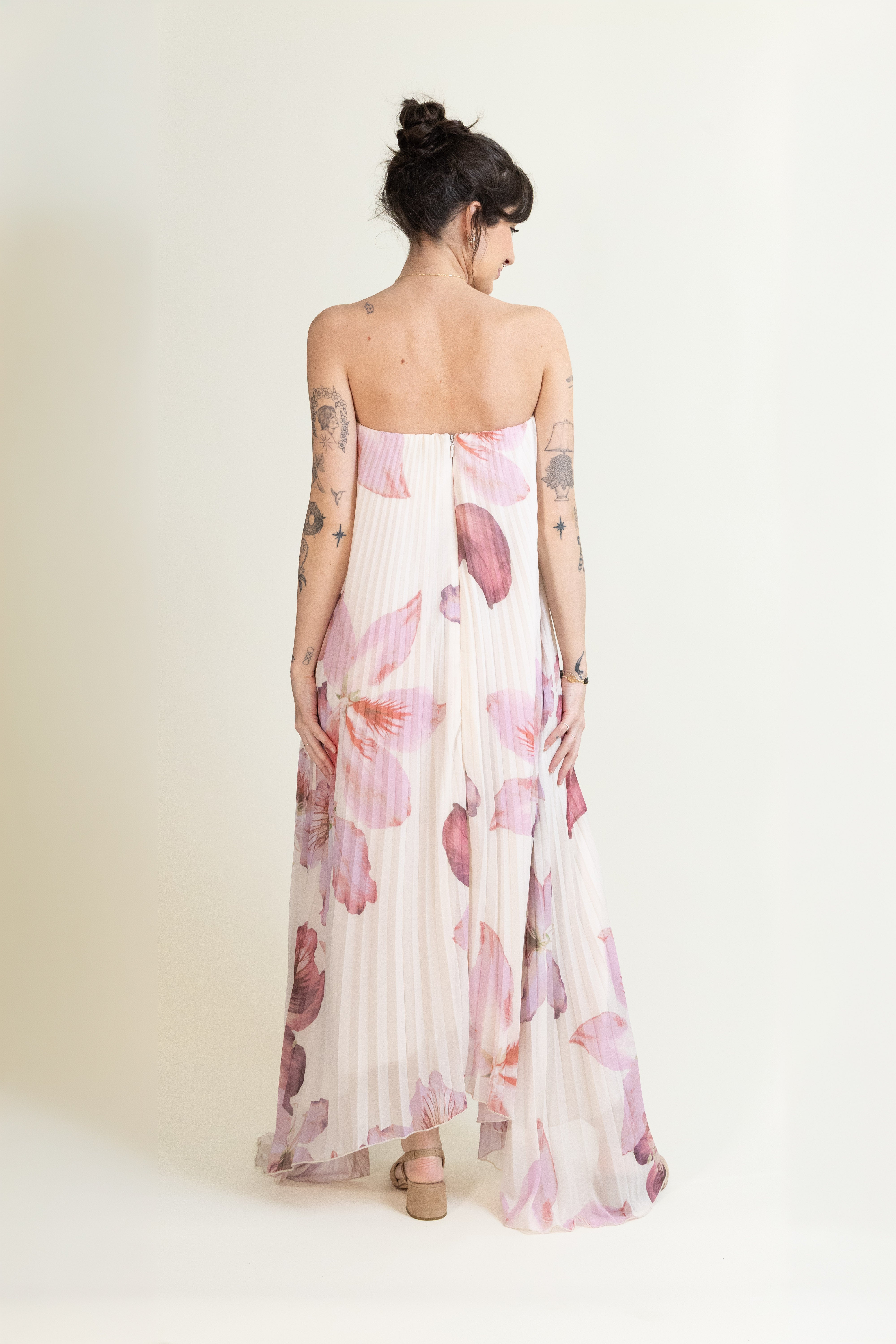 Laelia Whisper Maxi Dress-Dresses-Vixen Collection, Day Spa and Women's Boutique Located in Seattle, Washington