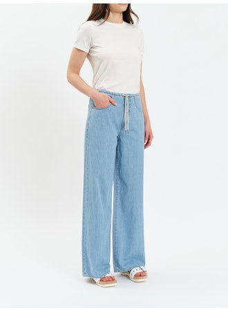 Madison Mid Rise Wide Leg Jeans-Denim-Vixen Collection, Day Spa and Women's Boutique Located in Seattle, Washington