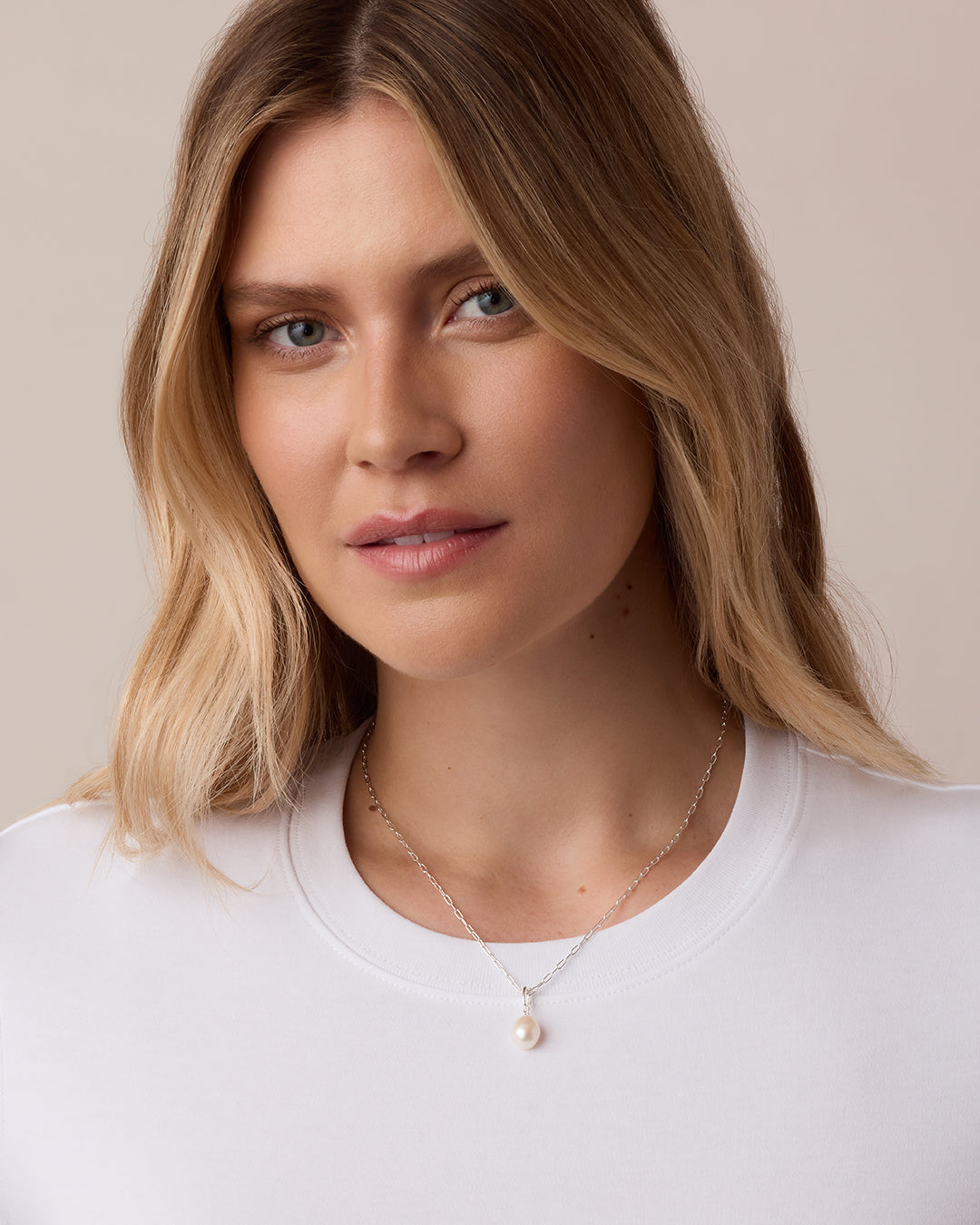 Ollie Delicate Necklace-Necklaces-Vixen Collection, Day Spa and Women's Boutique Located in Seattle, Washington