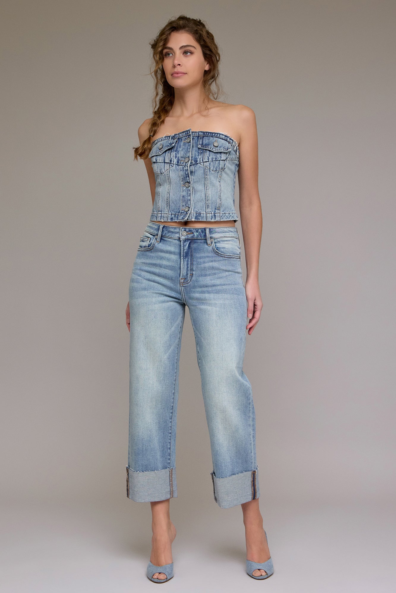 Hidden Women's Vintage Wash Cropped Jeans | Vixen Collection