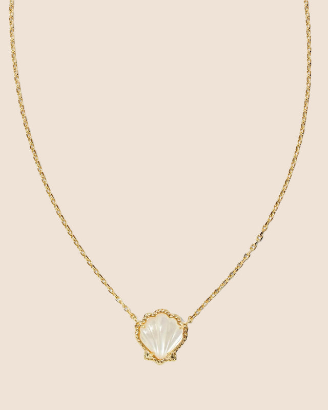 Brynne Shell Short Pendant Necklace-Necklaces-Vixen Collection, Day Spa and Women's Boutique Located in Seattle, Washington