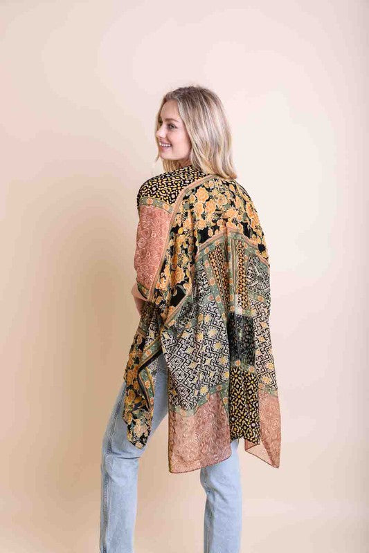 Aurelia Burnout Kimono-Kimonos-Vixen Collection, Day Spa and Women's Boutique Located in Seattle, Washington