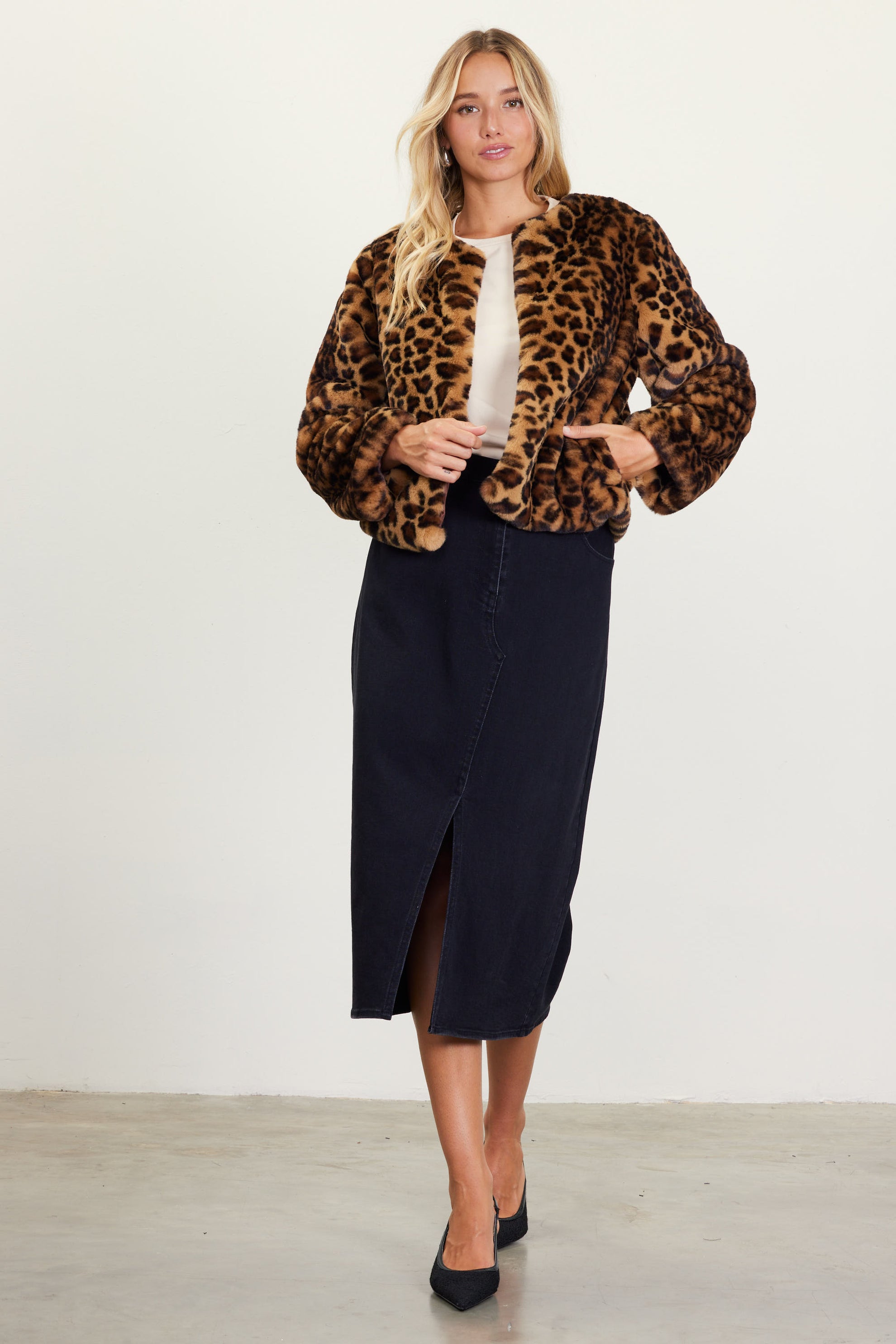 Vesper Faux Fur Jacket-Jackets-Vixen Collection, Day Spa and Women's Boutique Located in Seattle, Washington