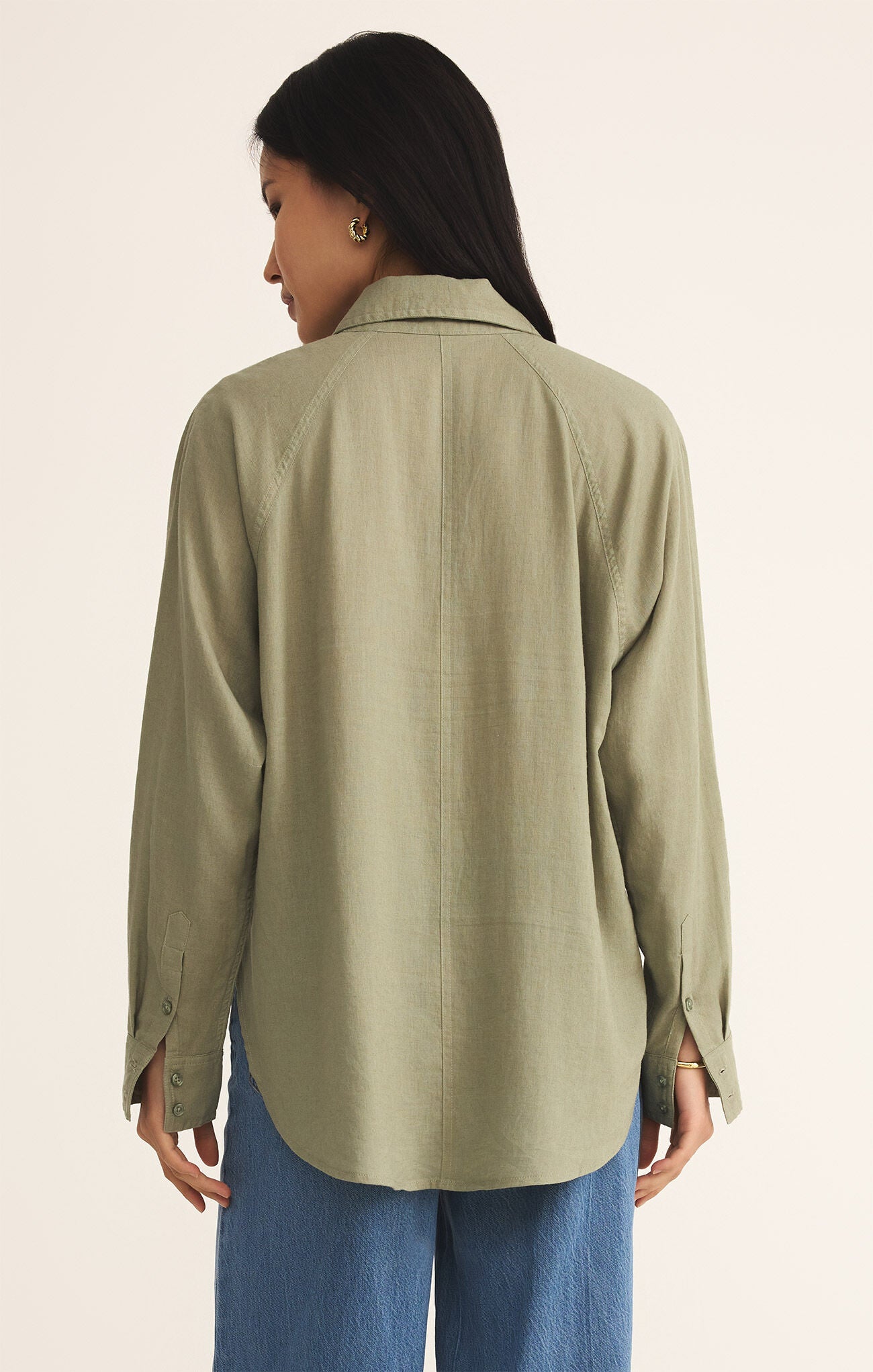 The Perfect Linen Top-Long Sleeves-Vixen Collection, Day Spa and Women's Boutique Located in Seattle, Washington