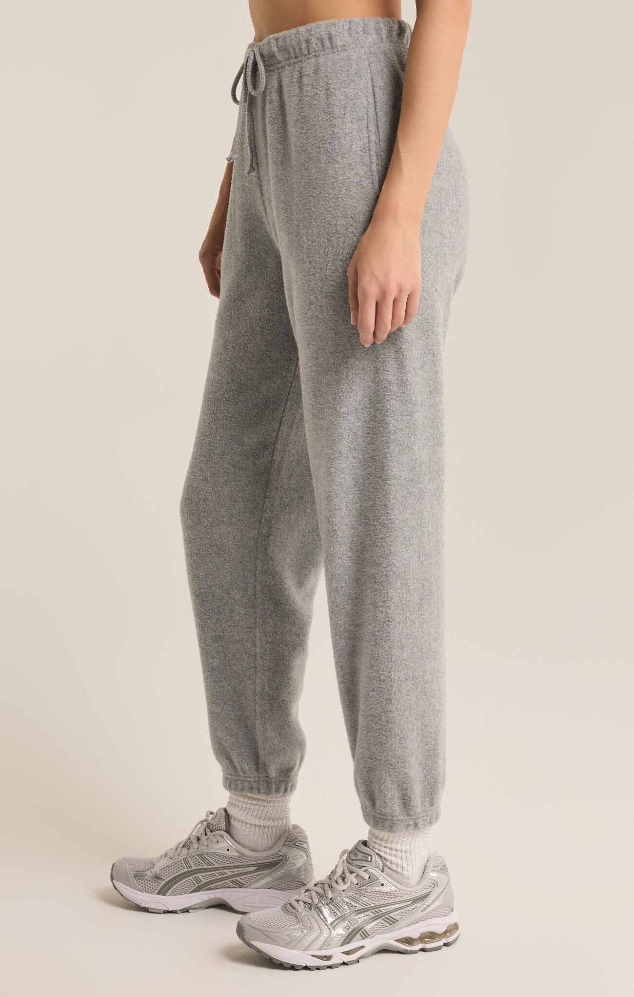 Unwind Reverse Fleece Jogger-Joggers-Vixen Collection, Day Spa and Women's Boutique Located in Seattle, Washington