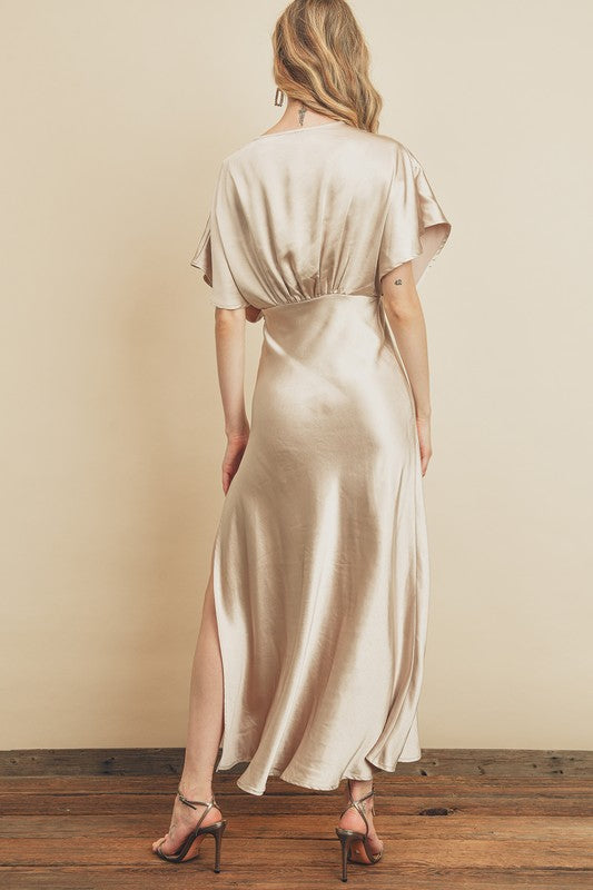 The World Is Your Oyster Maxi-Dresses-Vixen Collection, Day Spa and Women's Boutique Located in Seattle, Washington