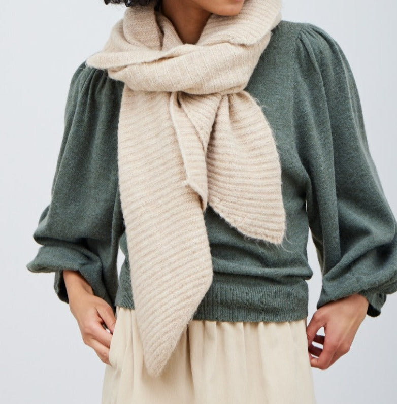 Up to 74% off Women's Cashmere Scarves